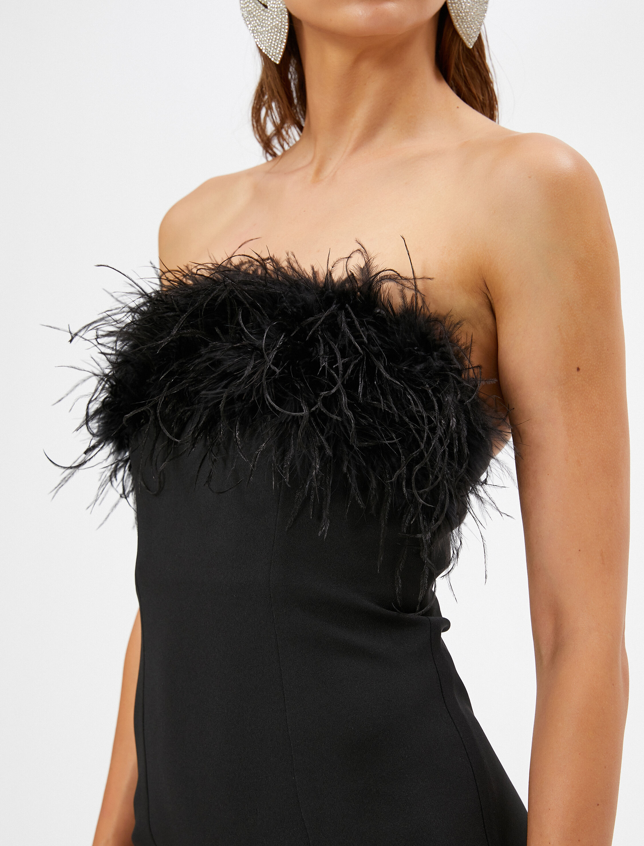   Mini Straplez Elbise Otriş Detaylı