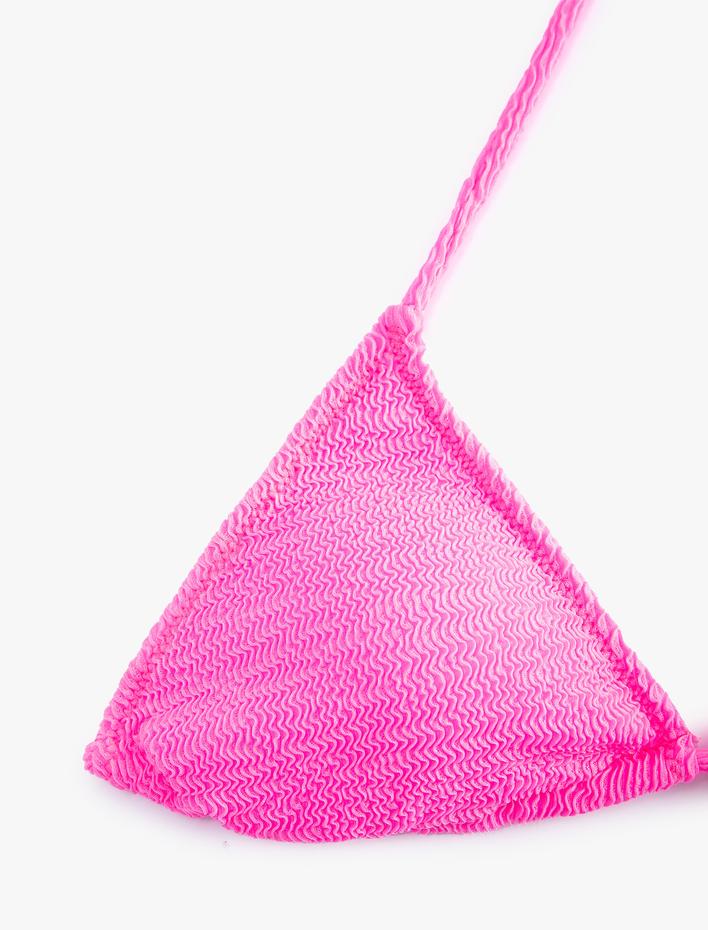  Üçgen Bikini Üstü Dokulu Boyundan Bağlamalı