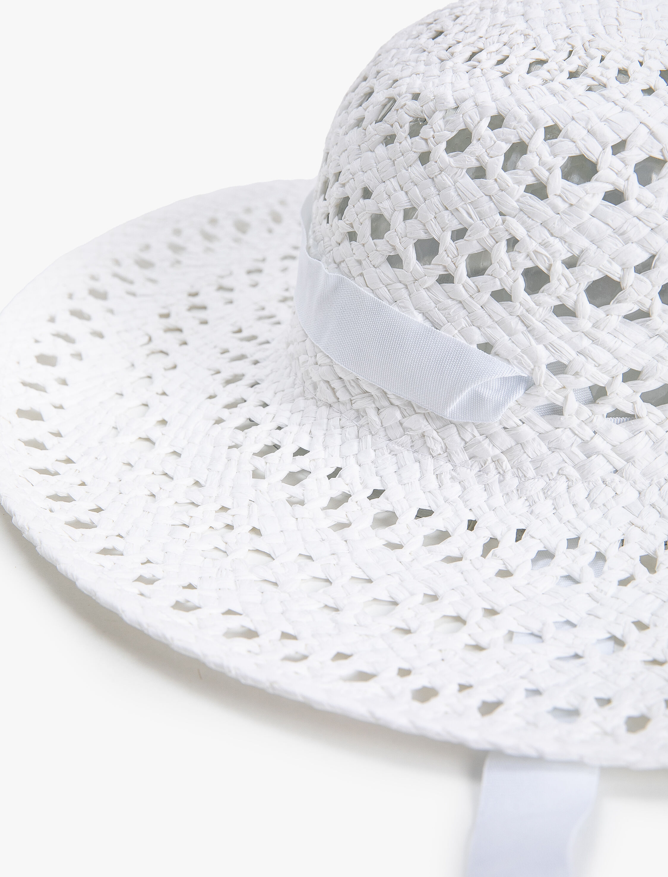  Kadın Hasır Şapka Kuşaklı Çene Bağlama Detaylı