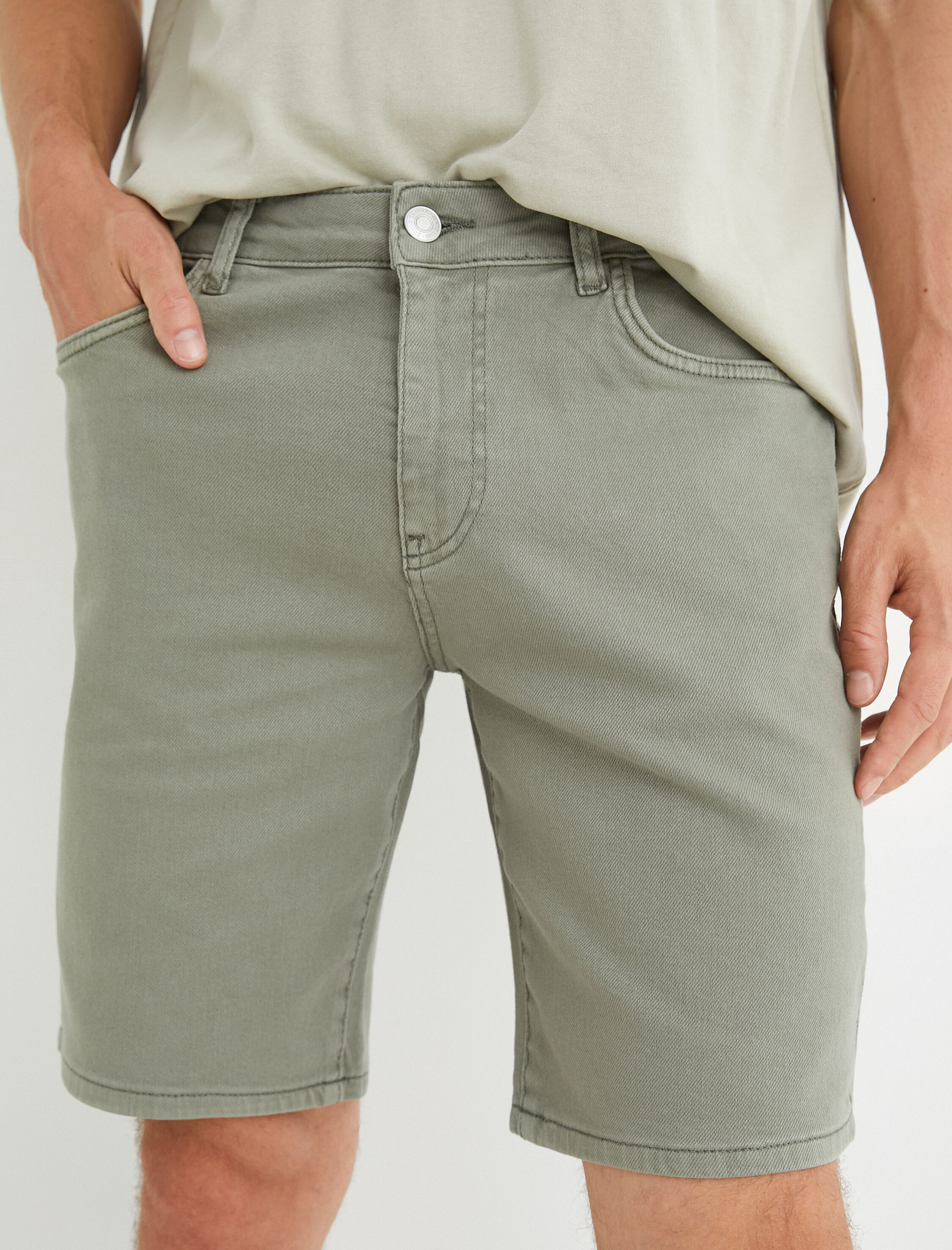   Gabardin Bermuda Şort Cep Detaylı Düğmeli Pamuklu