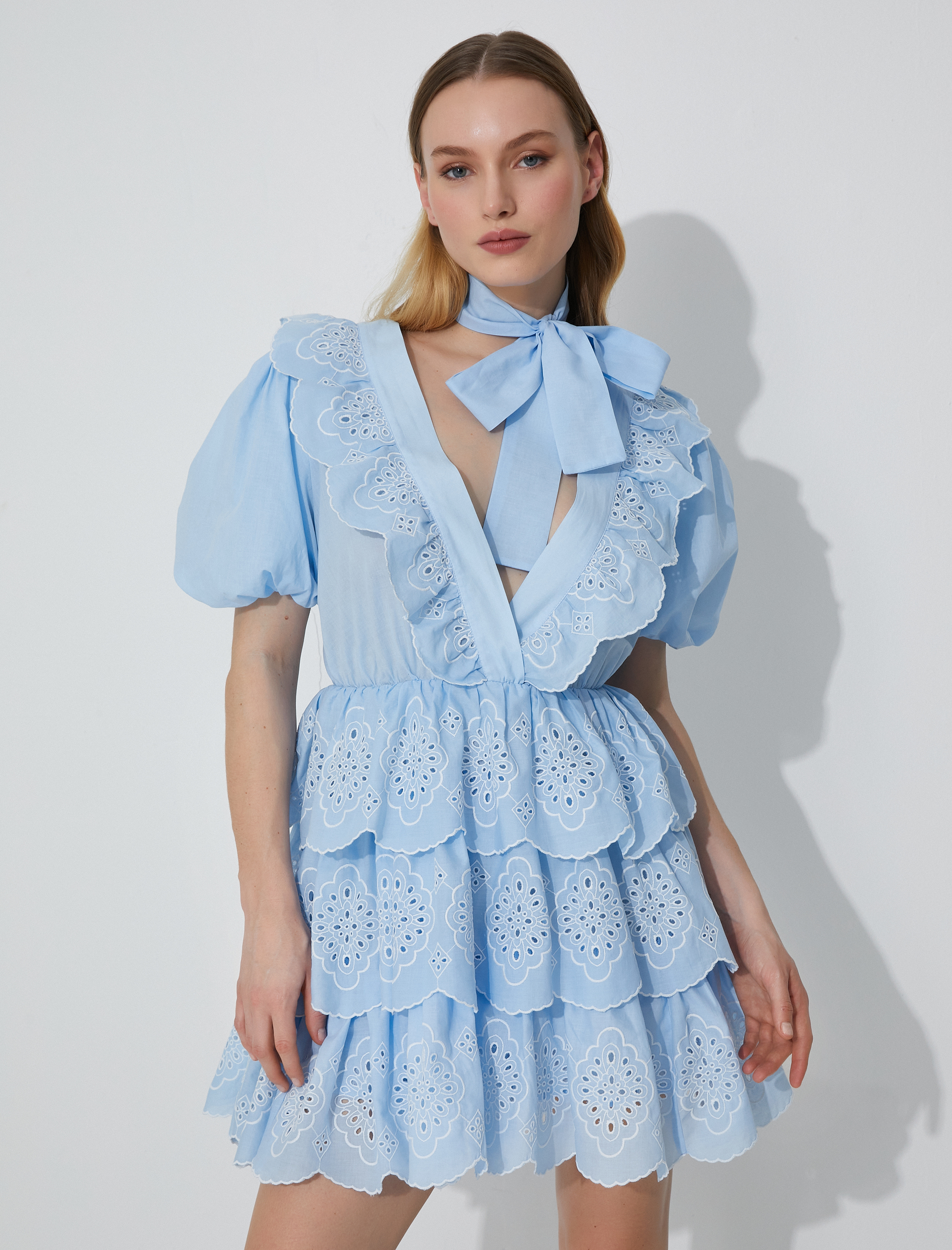   Fisto Elbise Mini Volanlı Balon Kollu Fırfırlı Pamuklu Fiyonk Detaylı