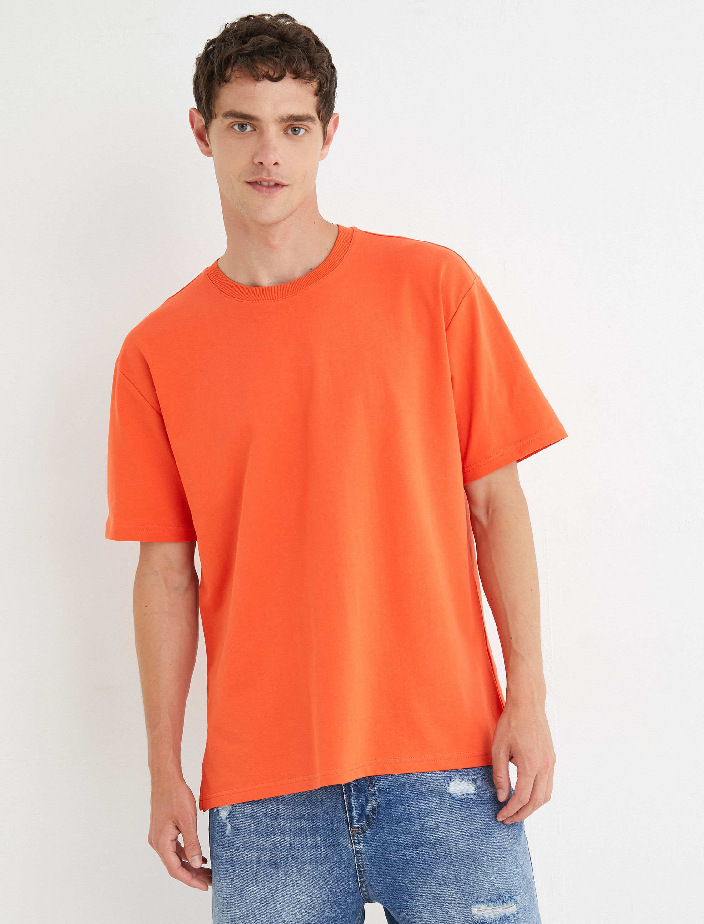   Basic Oversize Tişört Bisiklet Yaka Kısa Kollu Pamuklu