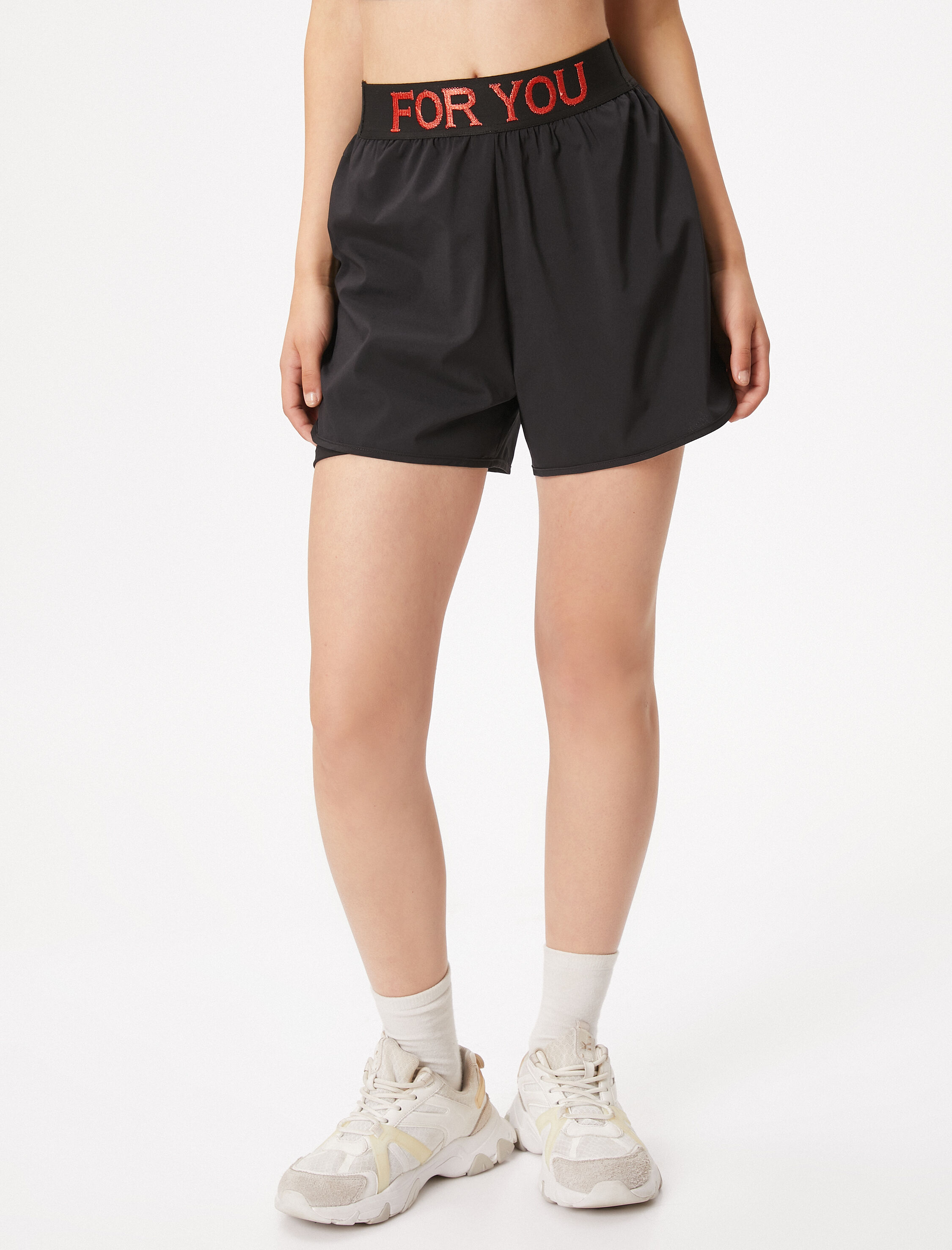   Spor Taytlı Şort Slogan İşlemeli