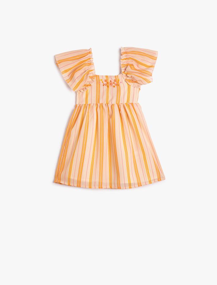 Kız Bebek Elbise Fırfırlı Kısa Çan Kollu Pamuklu Astarlı Çiçek İşleme Detaylı