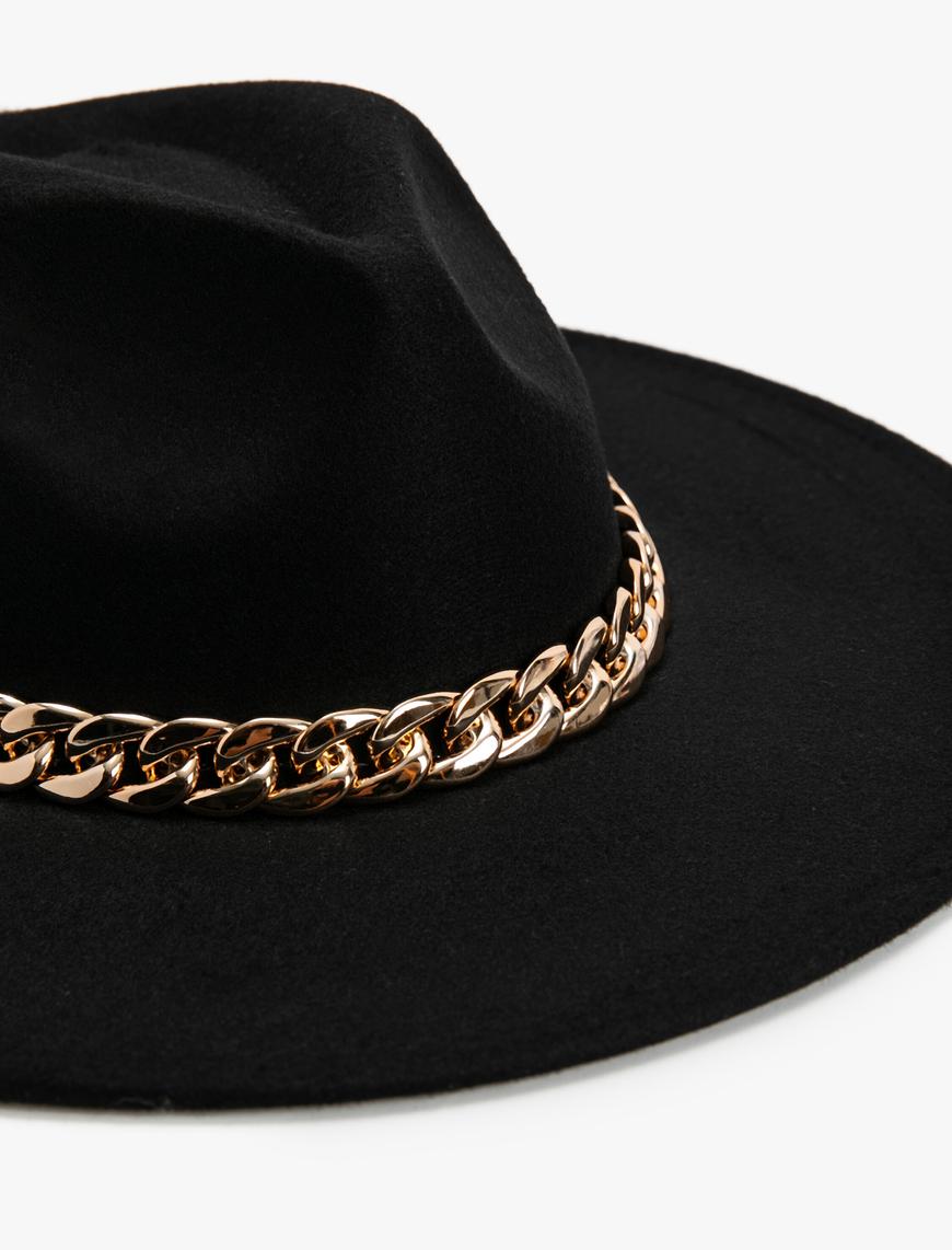  Kadın Fötr Şapka Metal Zincir Detaylı