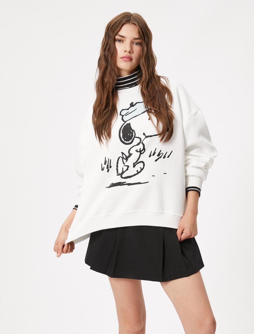   Snoopy Sweatshirt Rahat Kesim Bisiklet Yaka Lisanslı Baskılı