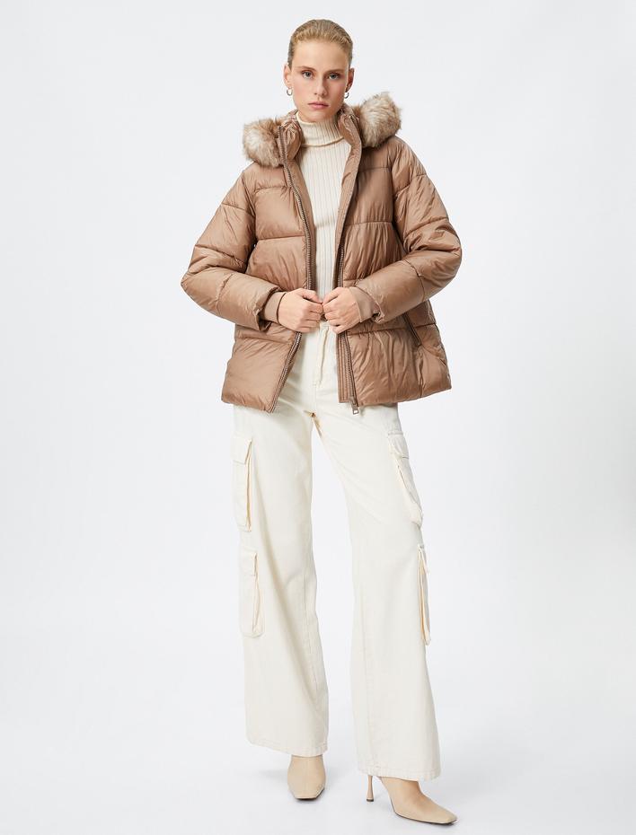  Şişme Mont Kapüşonlu Fermuarlı Suni Kürk Detaylı Cepli