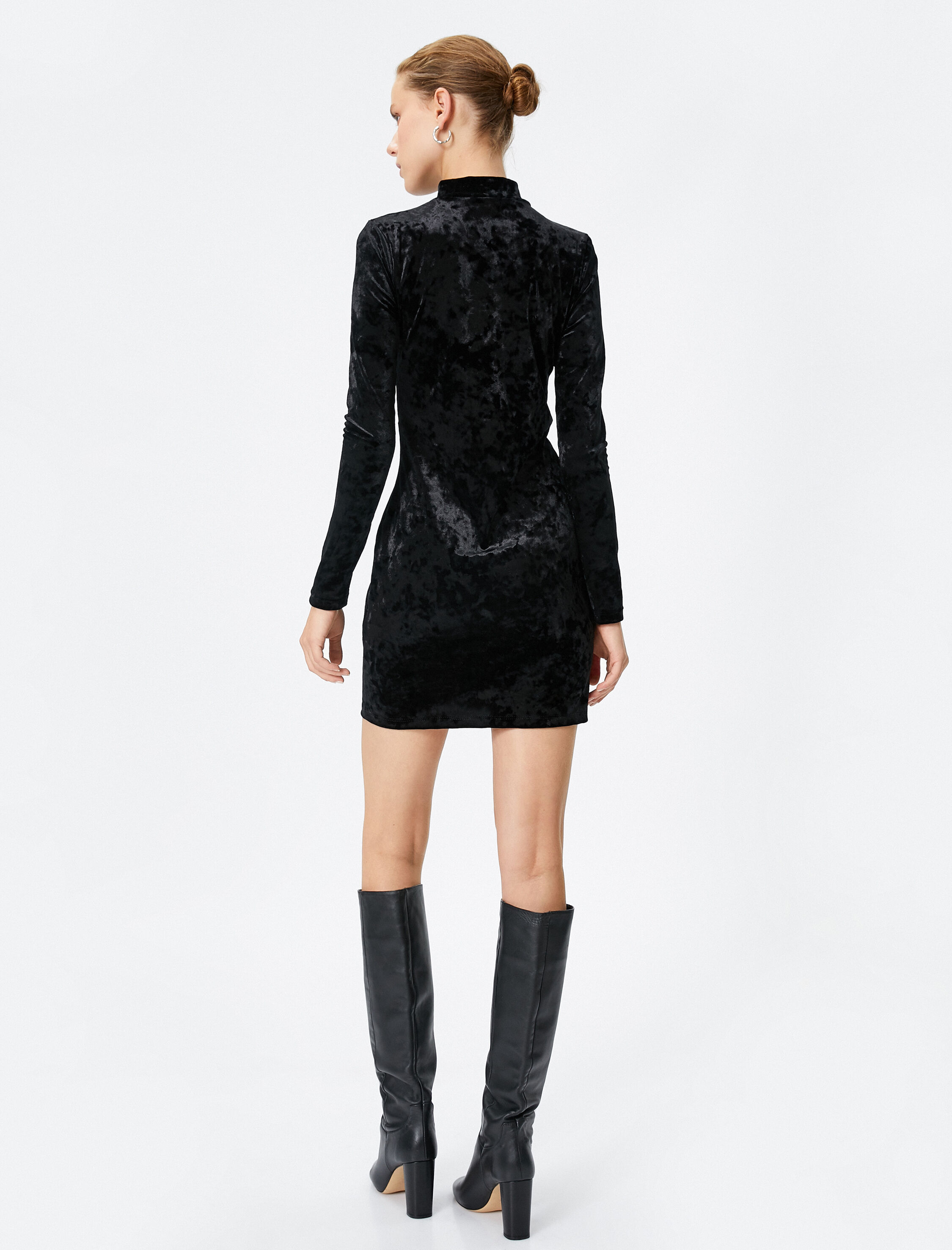   Mini Kadife Elbise Uzun Kollu Dik Yaka Büzgülü