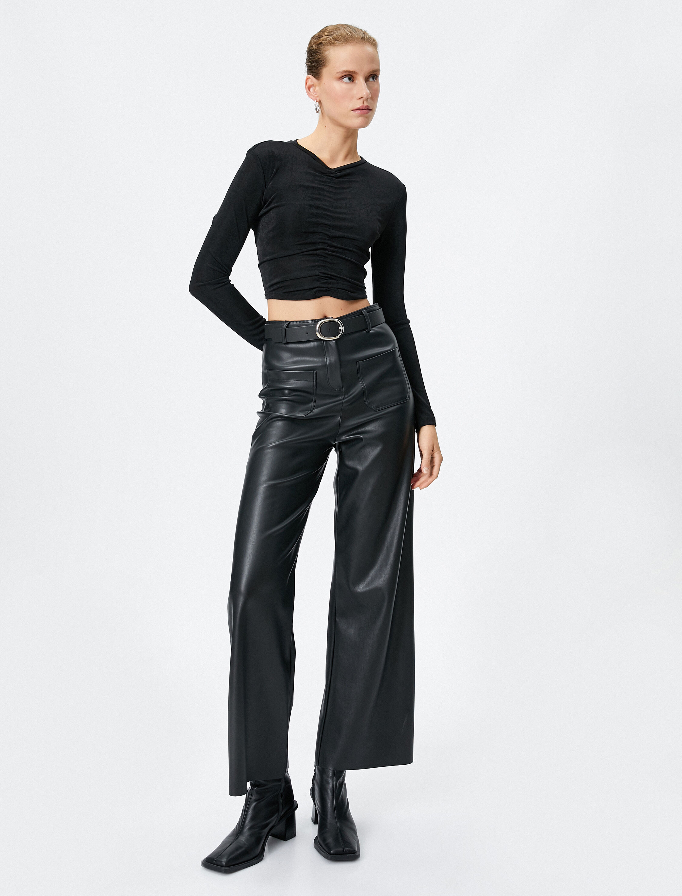   Uzun Kollu Tişört Crop Önden Büzgülü