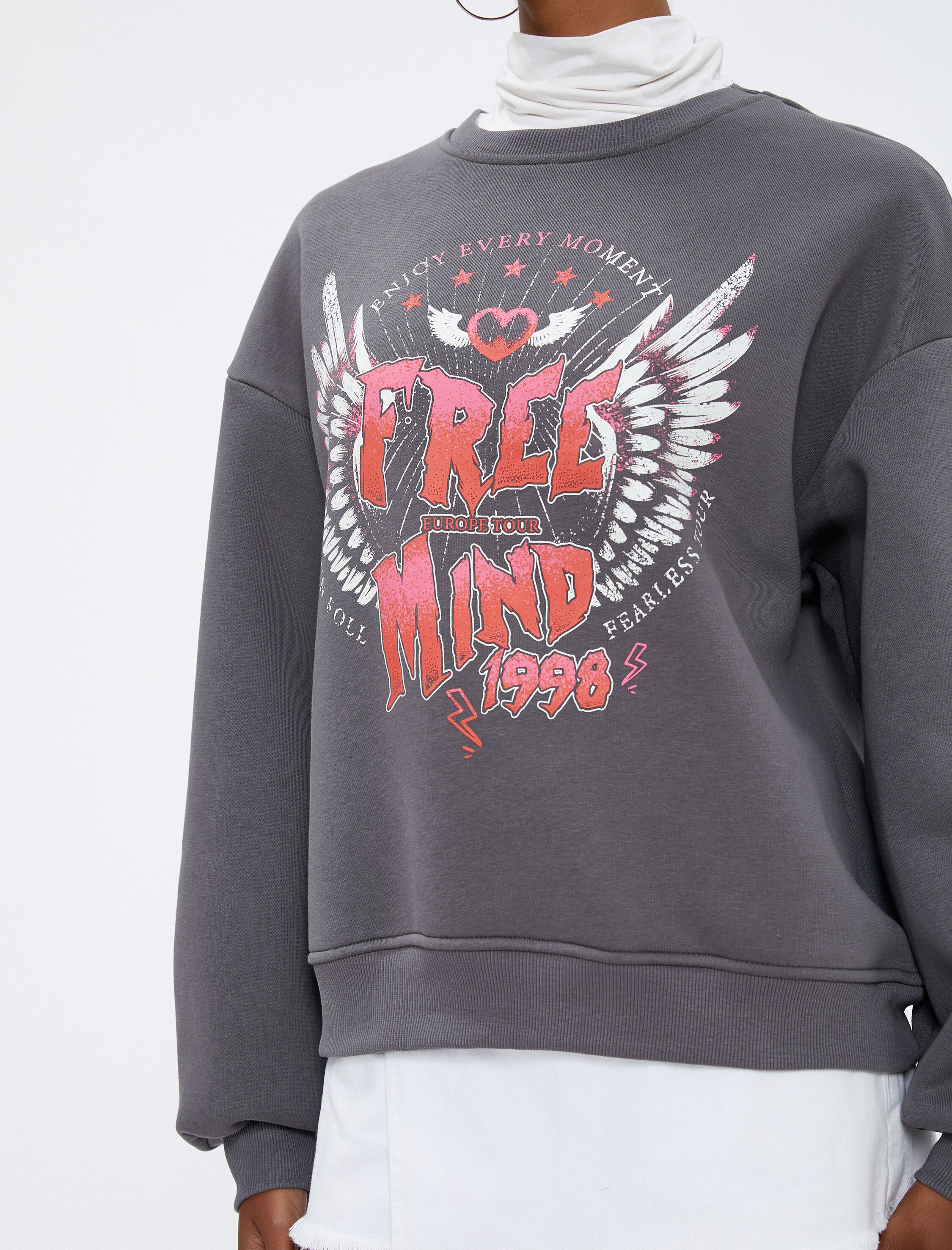   Şardonlu Slogan Baskılı Sweatshirt Bisiklet Yaka Rahat Kesim Uzun Kollu