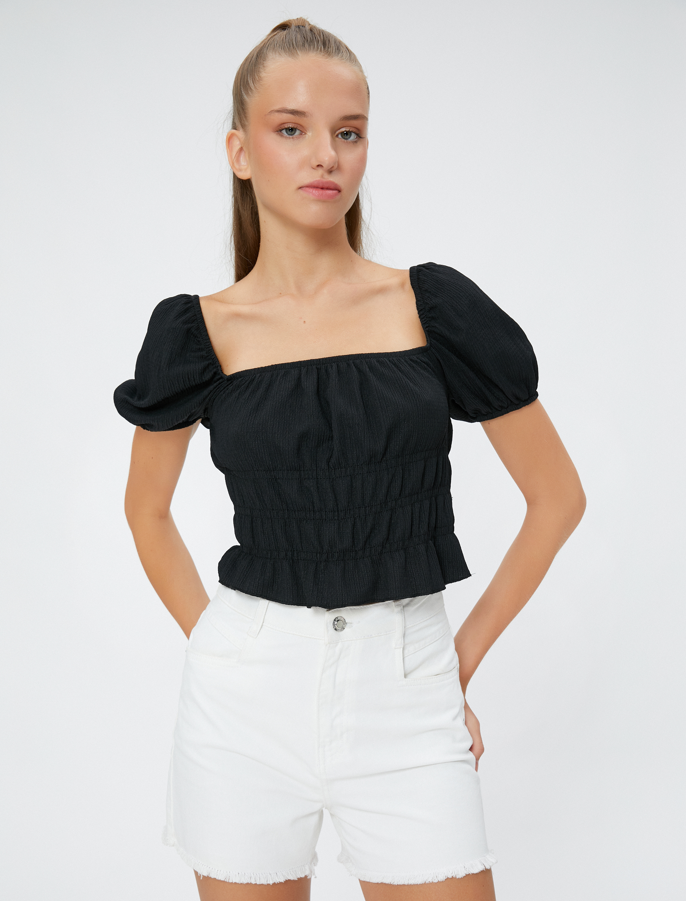   Balon Kollu Tişört Kare Yaka Fırfırlı Dokulu