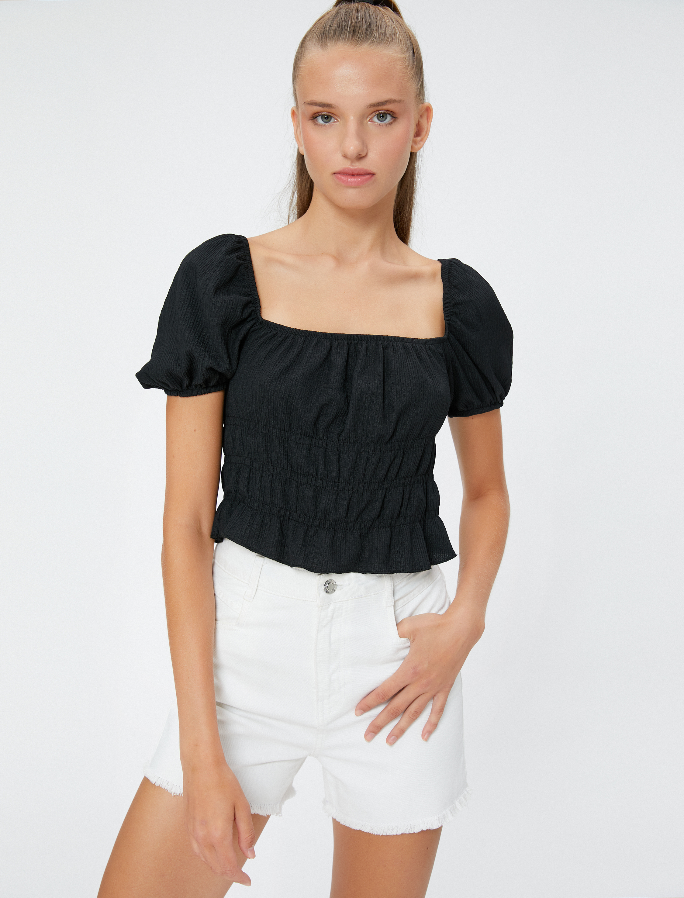   Balon Kollu Tişört Kare Yaka Fırfırlı Dokulu