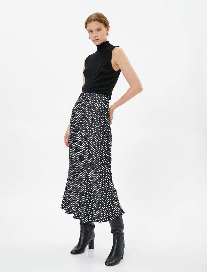  Puantiyeli Saten Midi Evaze Etek