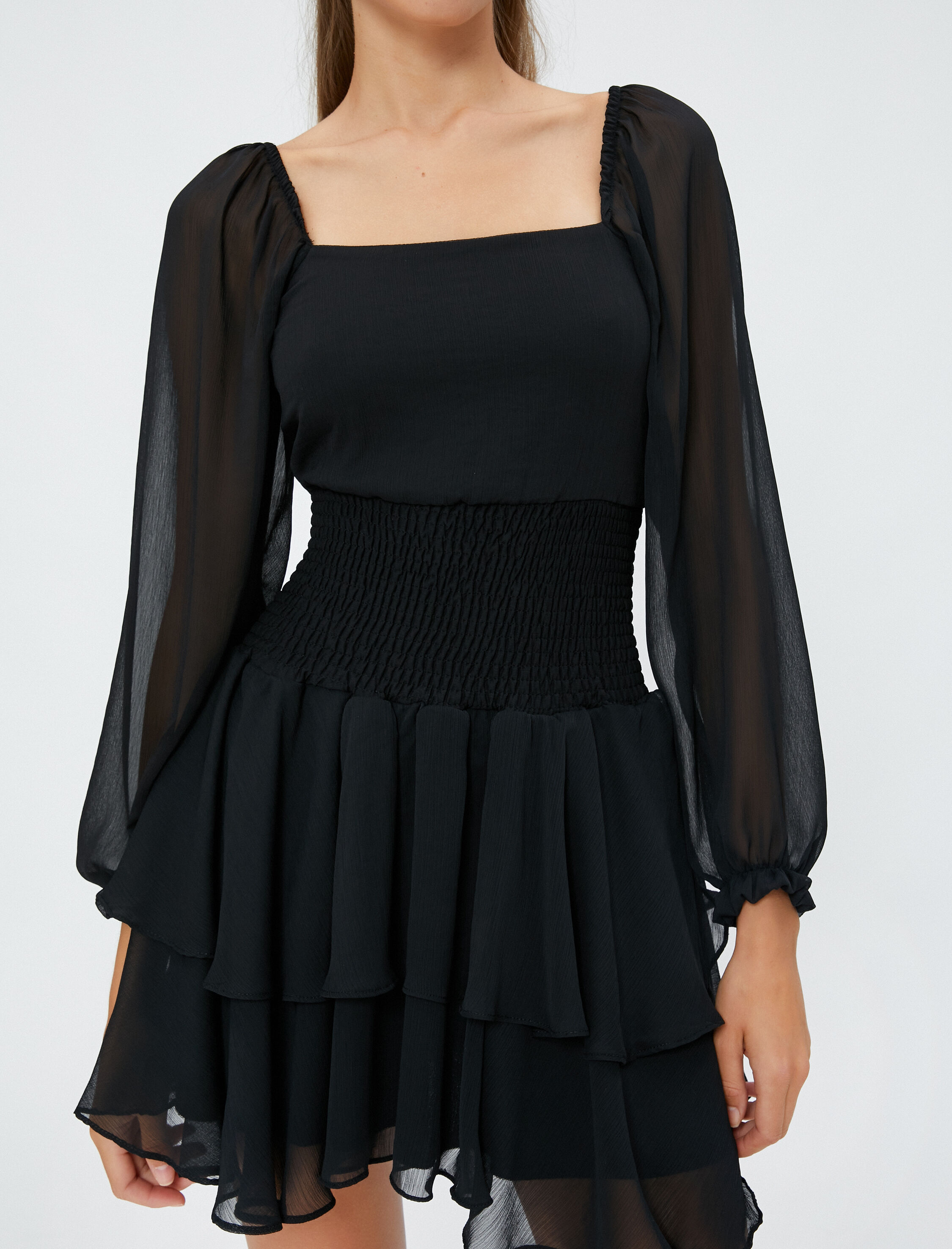   Tül Mini Elbise Uzun Kollu Beli Gipeli Kare Yaka Katlı