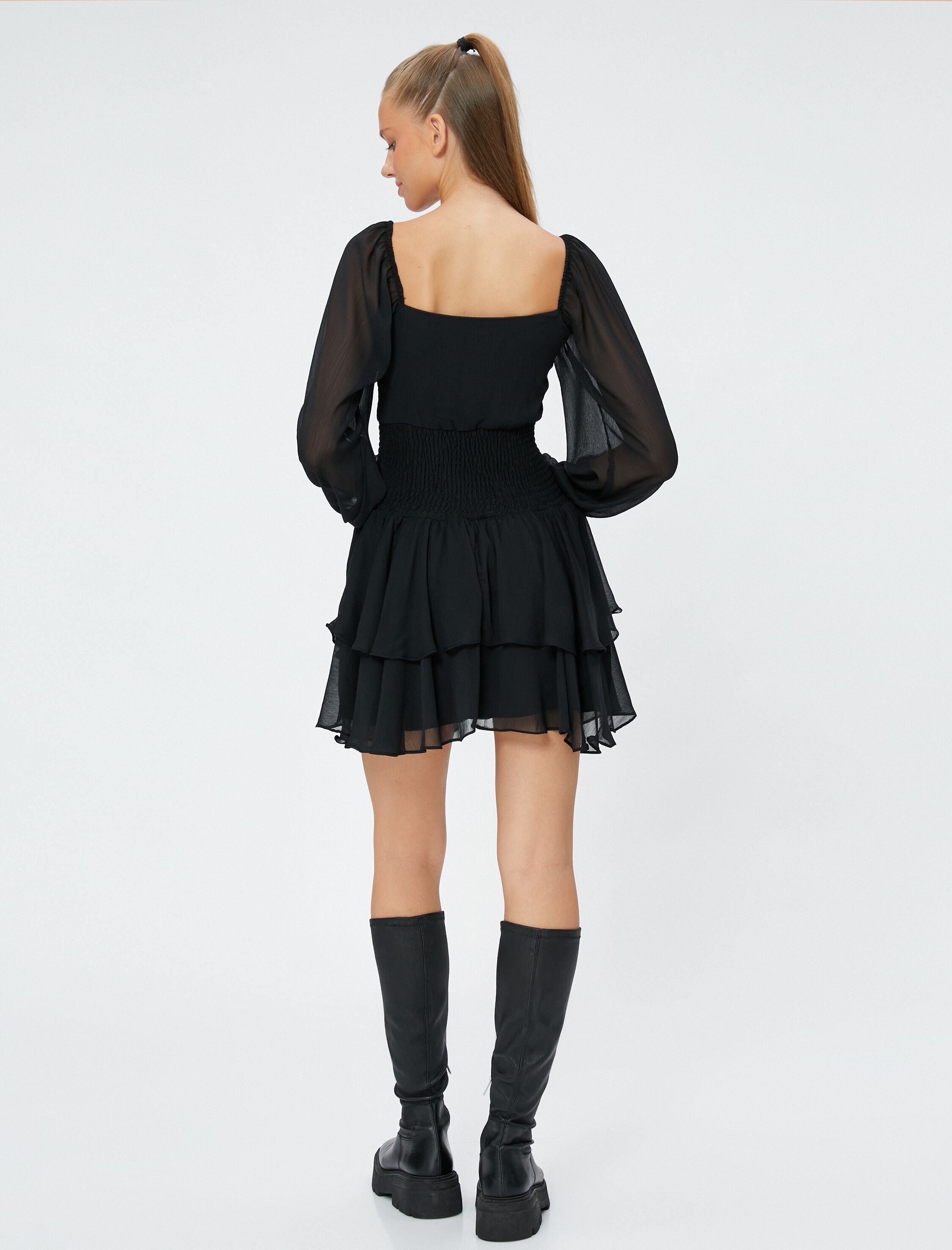   Tül Mini Elbise Uzun Kollu Beli Gipeli Kare Yaka Katlı