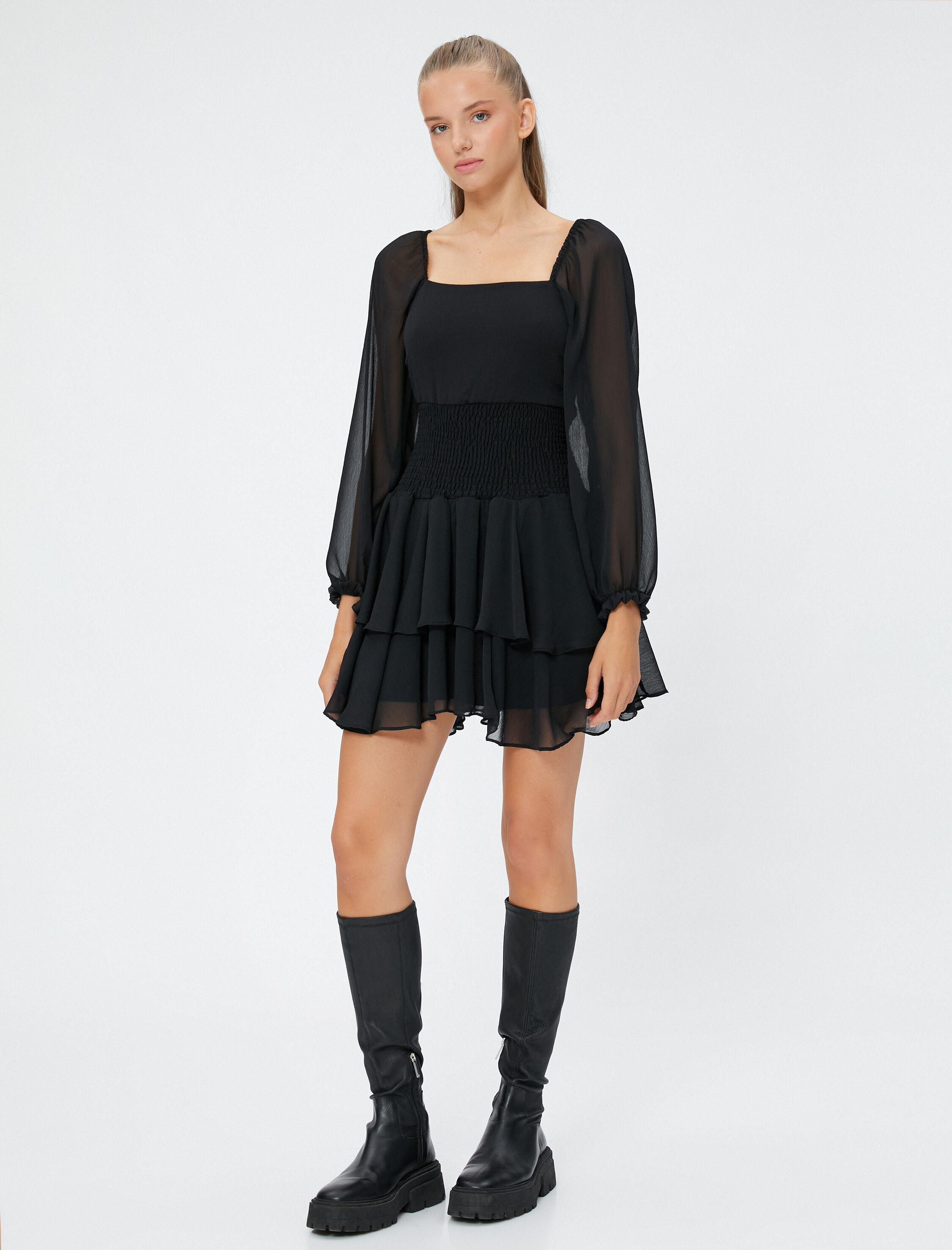   Tül Mini Elbise Uzun Kollu Beli Gipeli Kare Yaka Katlı