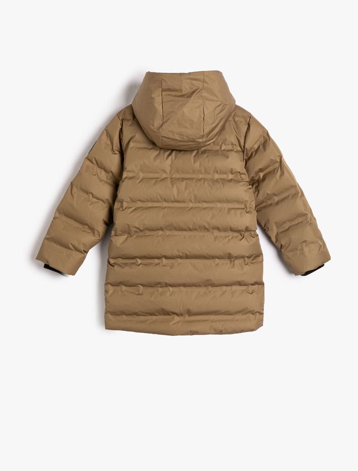 Erkek Çocuk Uzun Şişme Mont İçi Polar Astarlı Kapitone Kapşonlu Rüzgar Kapaklı