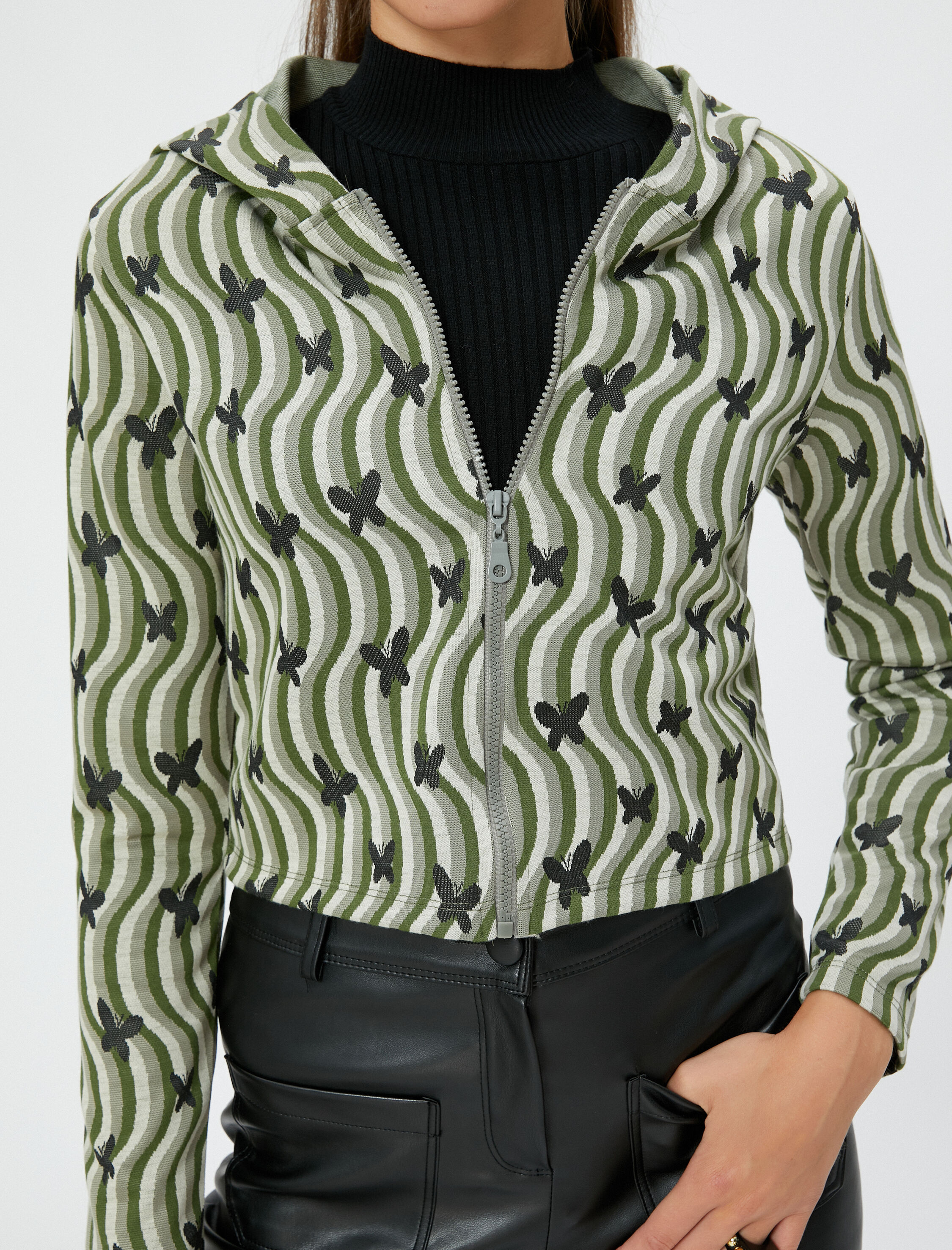   Fermuarlı Hırka Kapüşonlu Kelebek İşlemeli