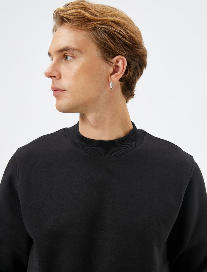  Basic Sweatshirt Bisiklet Yaka Uzun Kollu