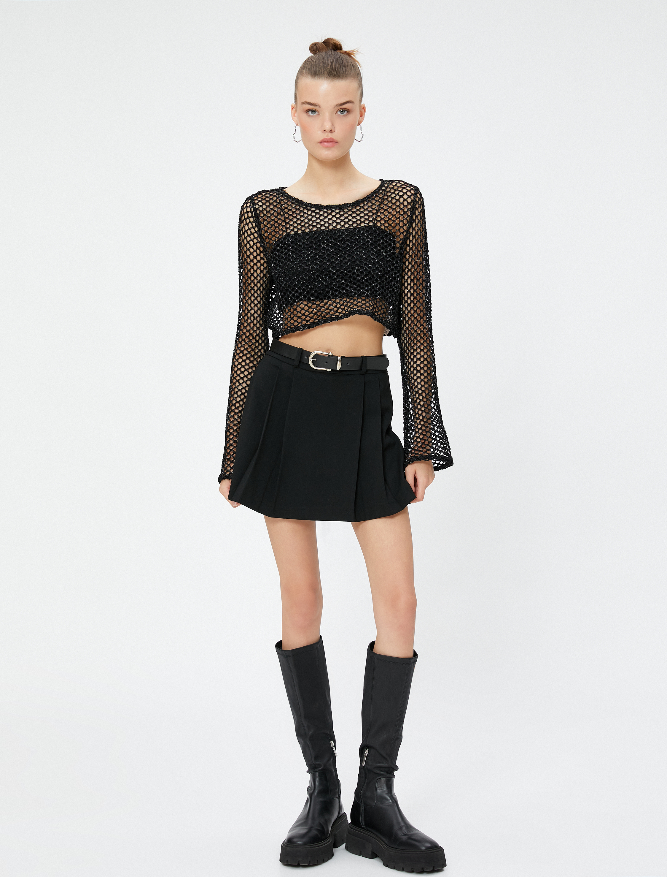   Uzun Kollu Tişört Crop Sim Detaylı Ajurlu İspanyol Kollu Rahat Kesim