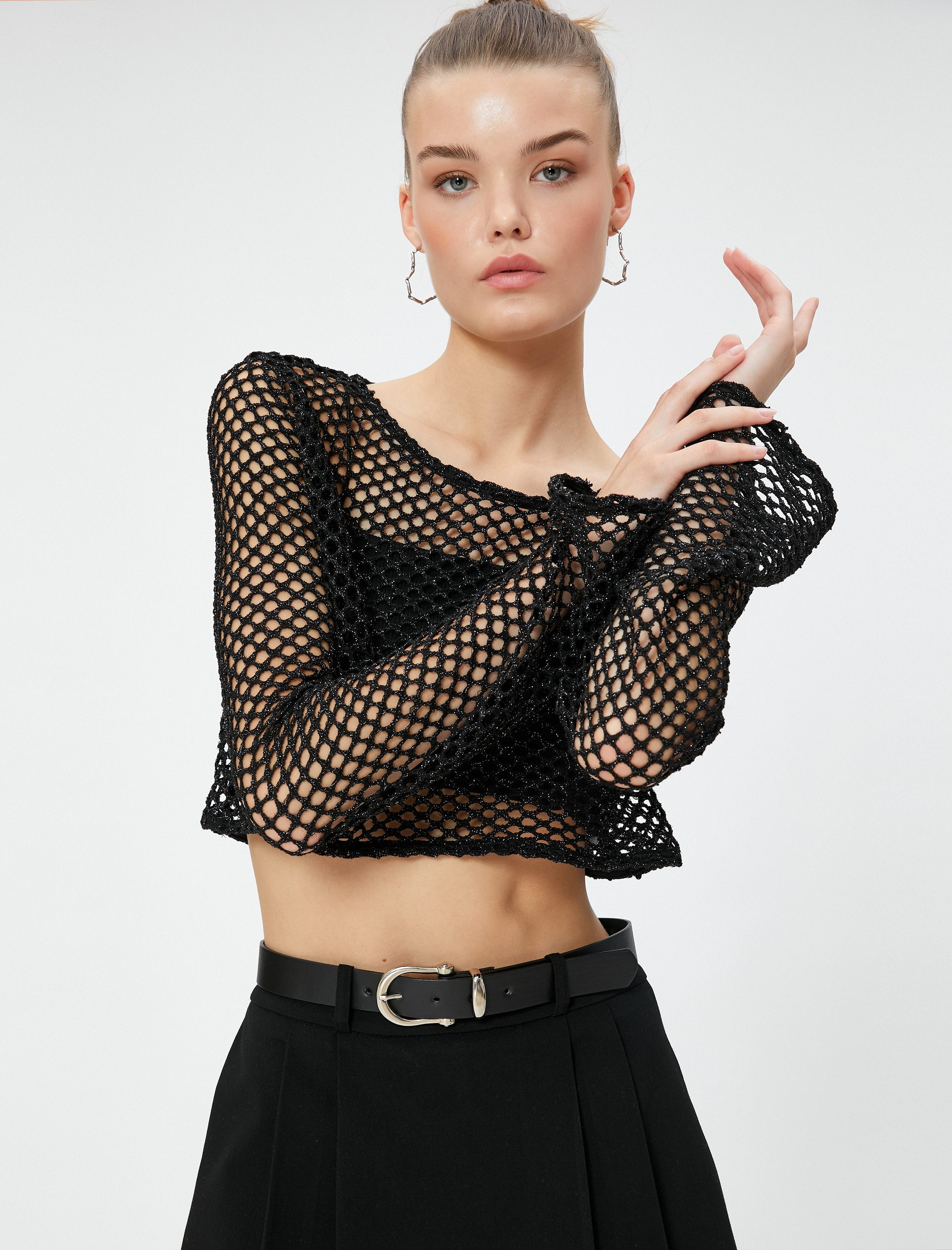   Uzun Kollu Tişört Crop Sim Detaylı Ajurlu İspanyol Kollu Rahat Kesim