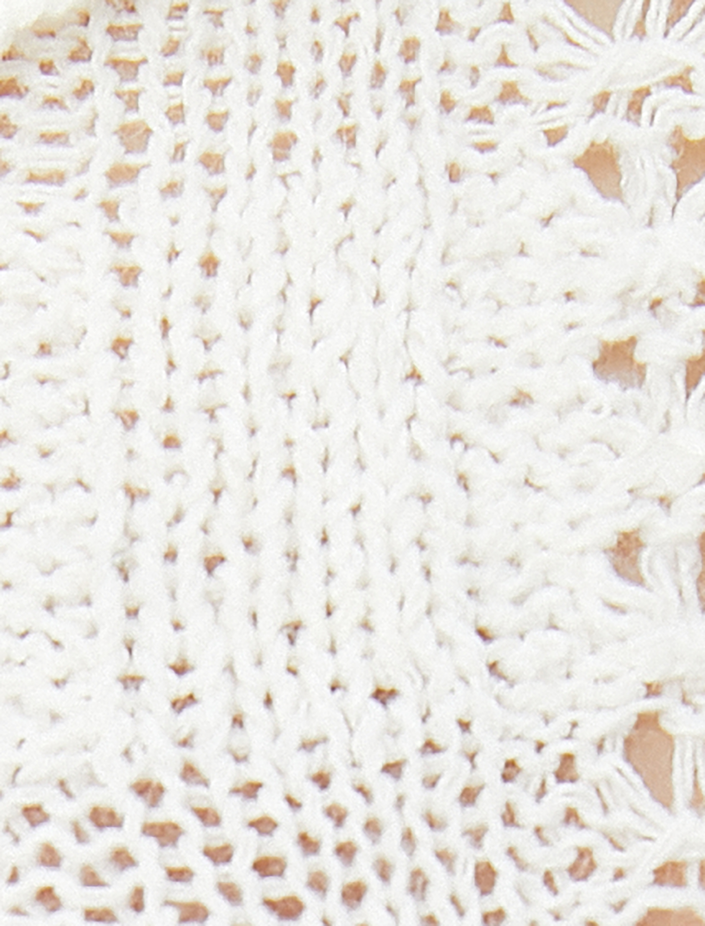   Madonna Yaka Omzu Açık Bluz Crop Ajurlu Bağlama Detaylı V Yaka Fırfırlı