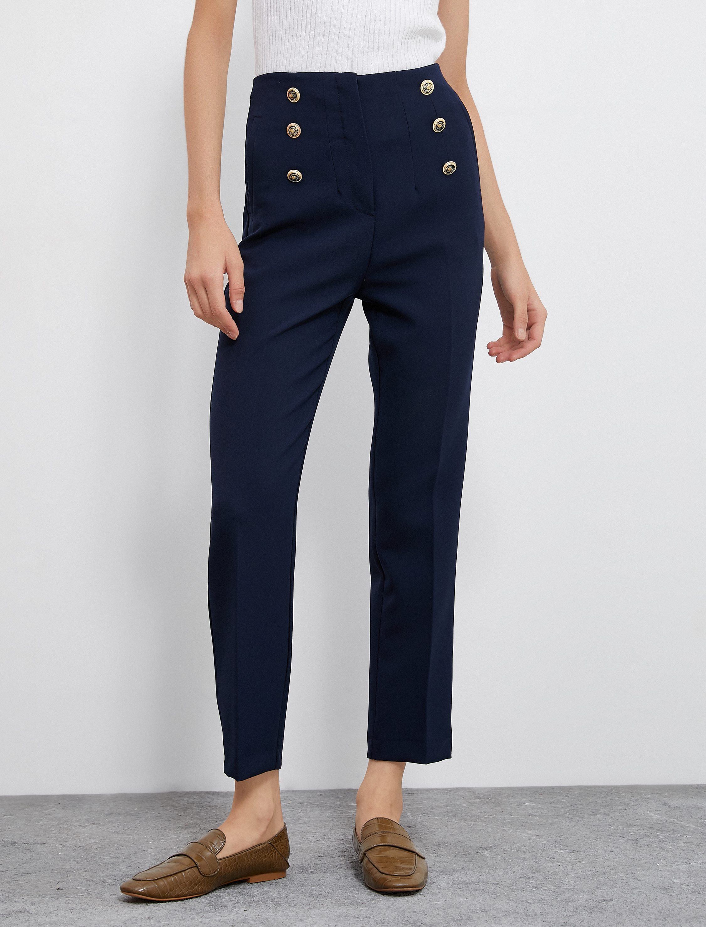   Kumaş Pantolon Gold Düğmeli Cep Detaylı Dar Paça