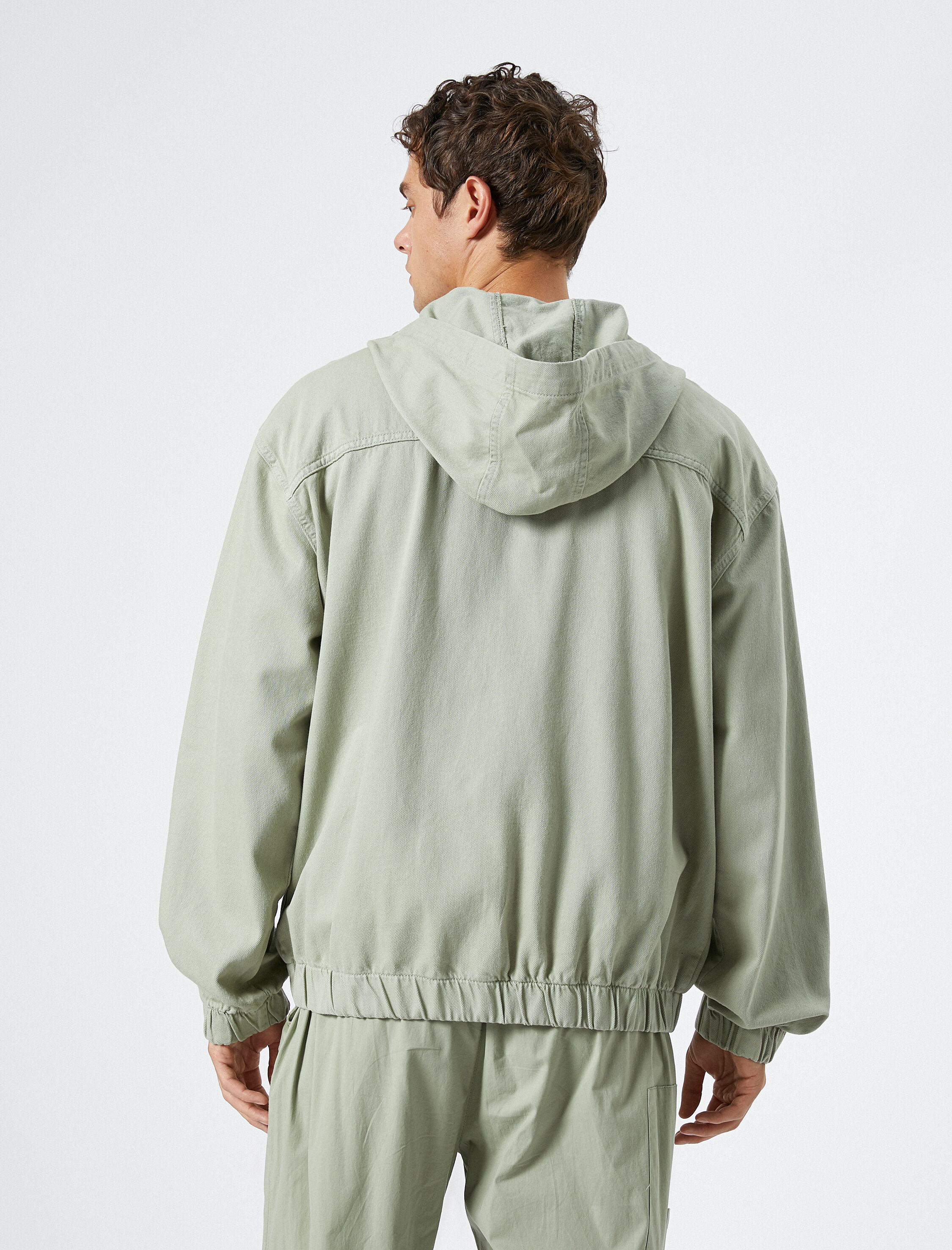 Kot Ceket Kolej İşlemeli Kapşonlu Fermuarlı Cepli Rahat Kesim