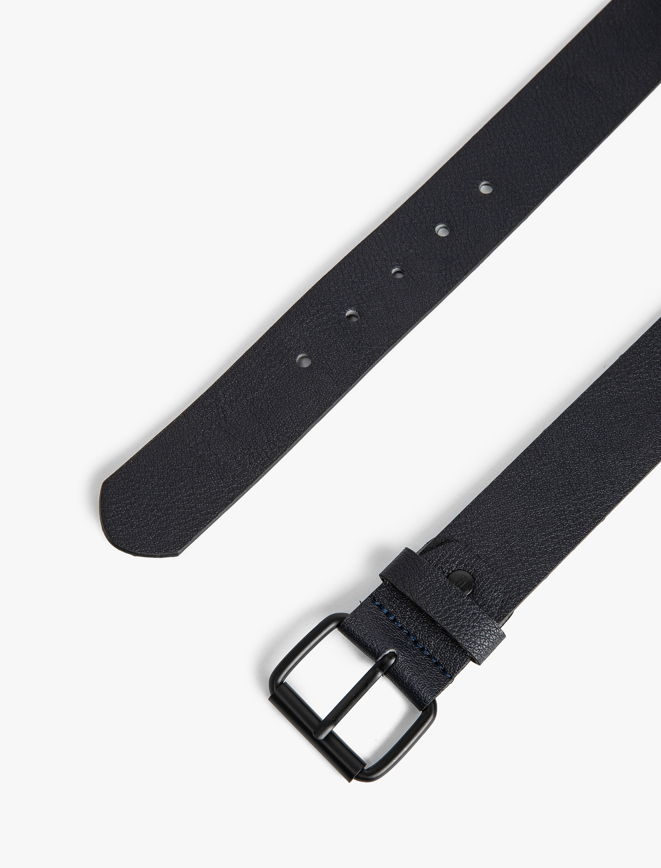  Erkek Kemer Deri Görünümlü Toka Detaylı