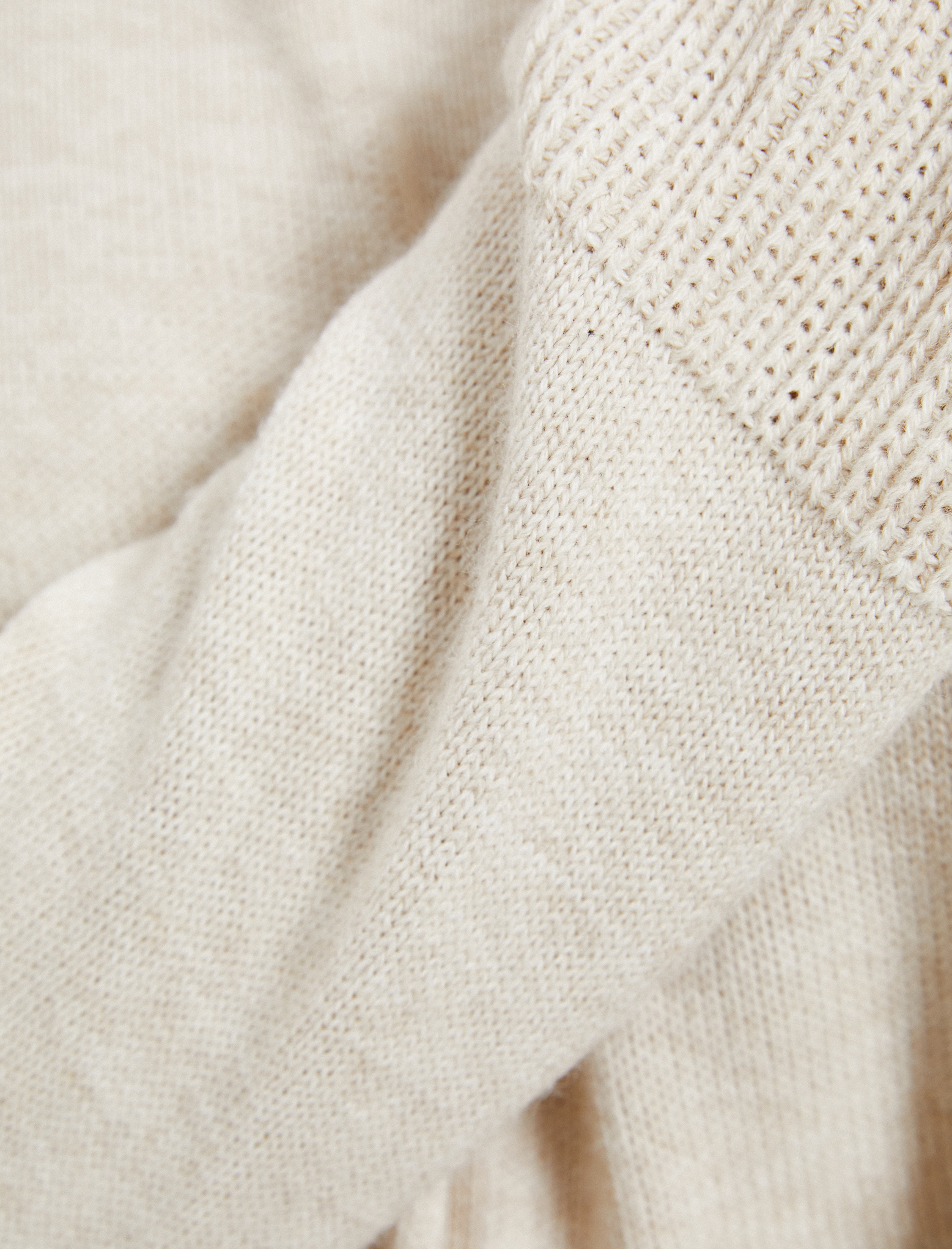   Crop Triko Kazak Dik Yaka Uzun Kollu Kaşmir Dokulu