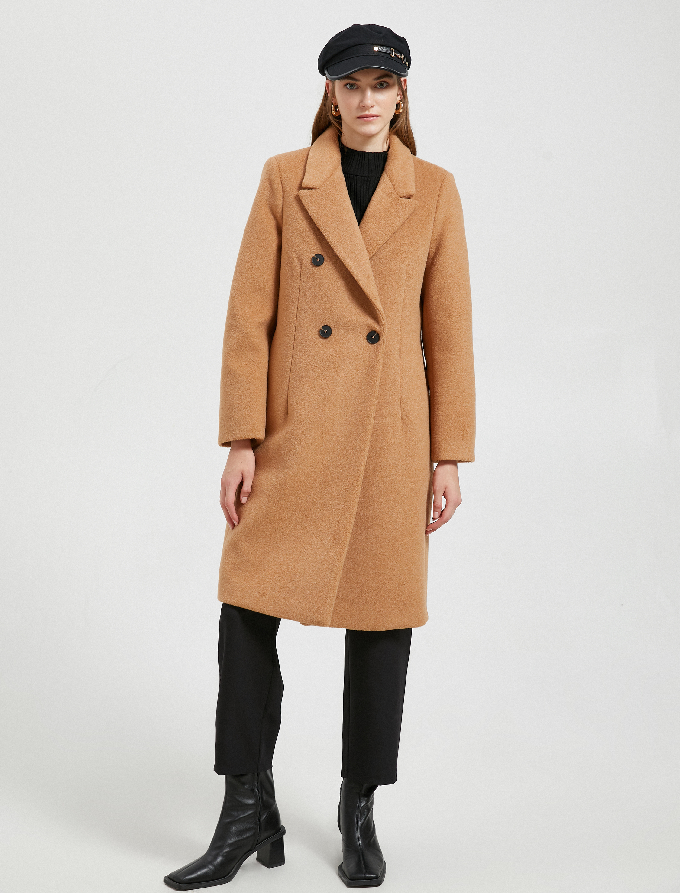   Uzun Kaşe Kaban Cep Detaylı Düğmeli Kruvaze Astarlı