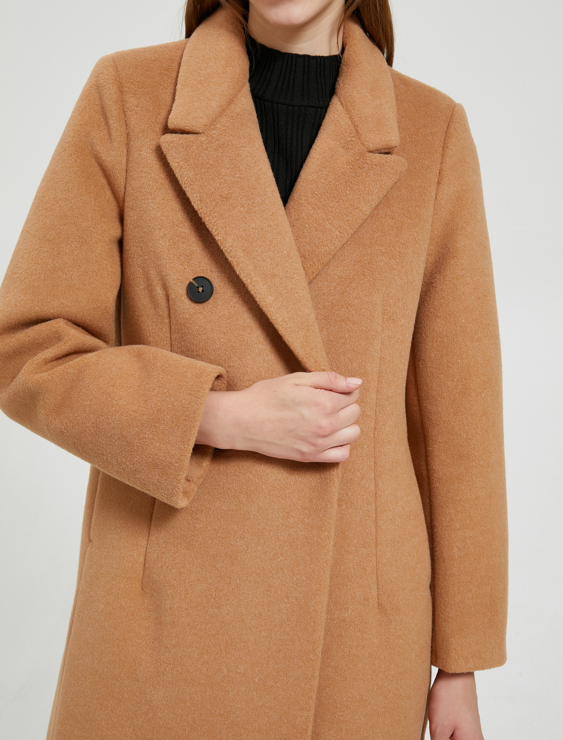   Uzun Kaşe Kaban Cep Detaylı Düğmeli Kruvaze Astarlı