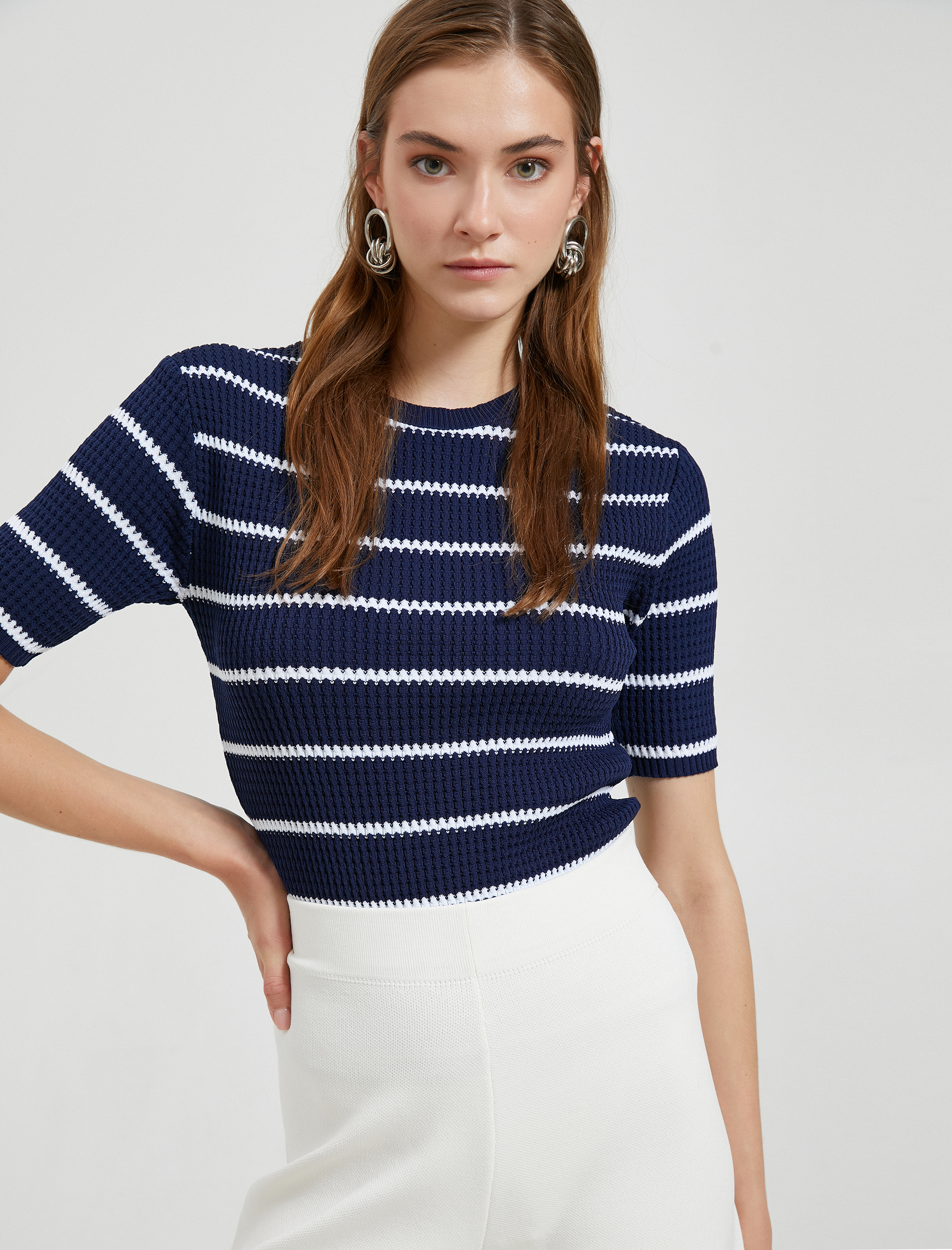   Triko Kazak Kısa Kollu Bisiklet Yaka Dokulu