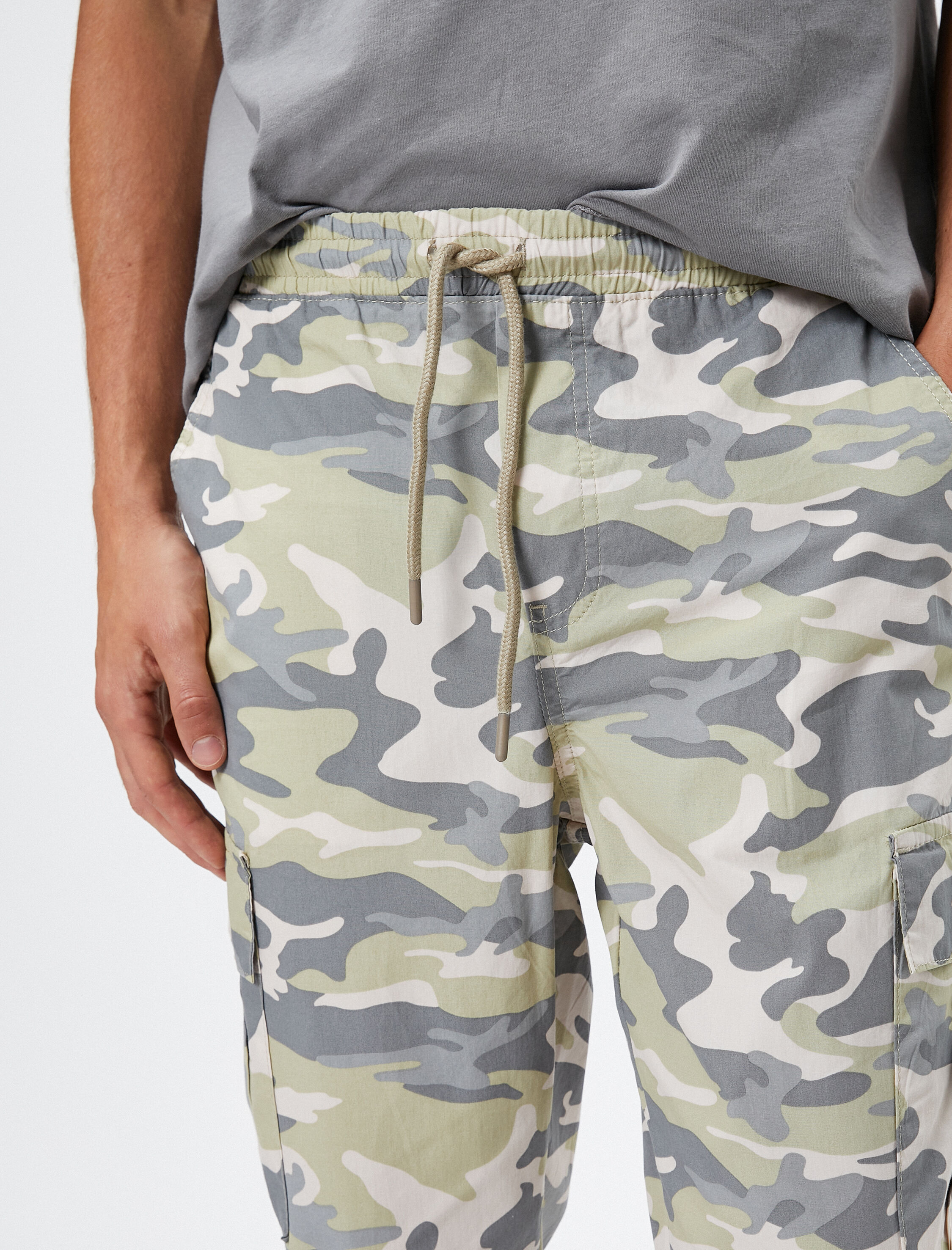   Kargo Cepli Pantolon Beli Bağcıklı Kamuflaj Detaylı Pamuklu