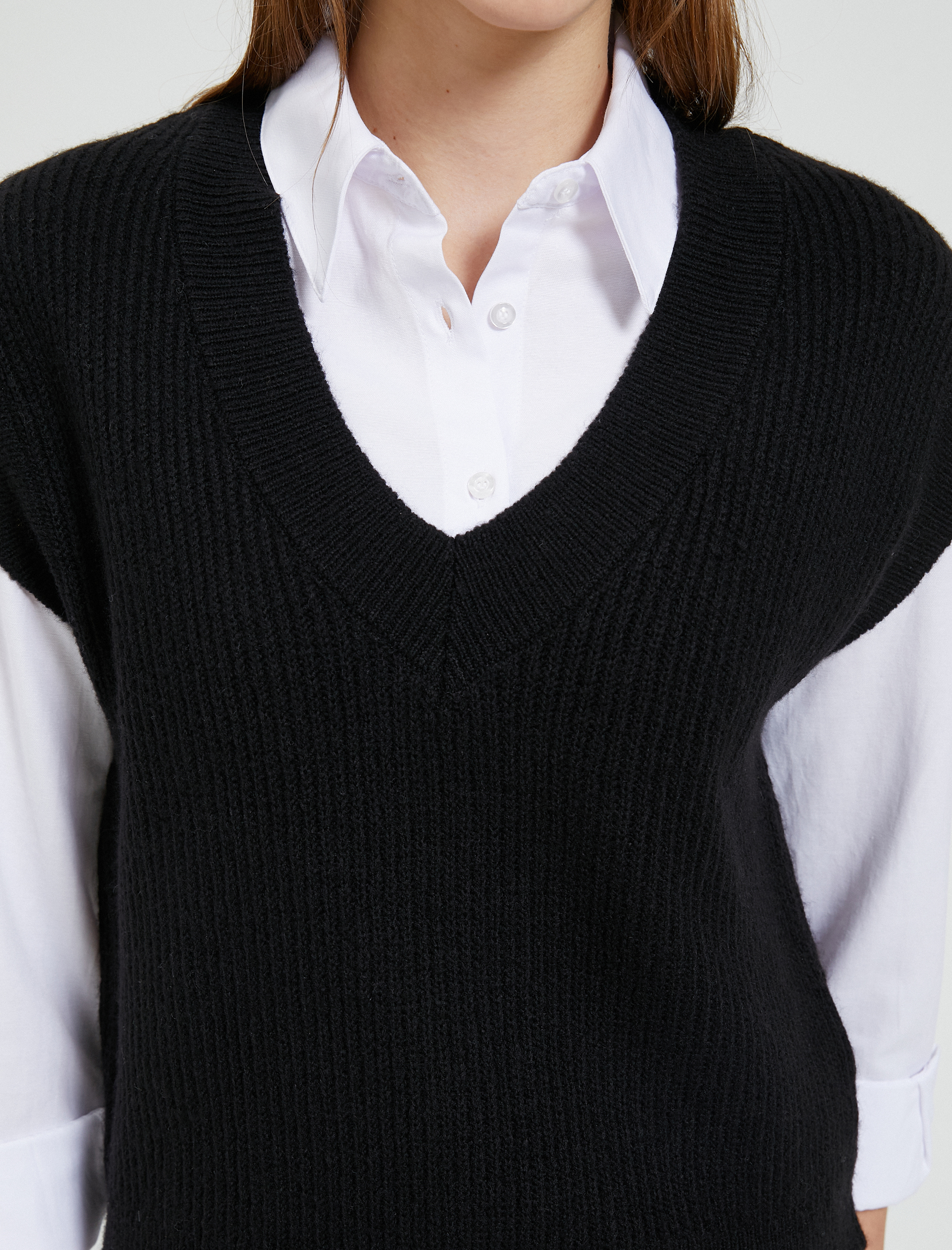   V Yaka Süveter Örgü Ribanalı