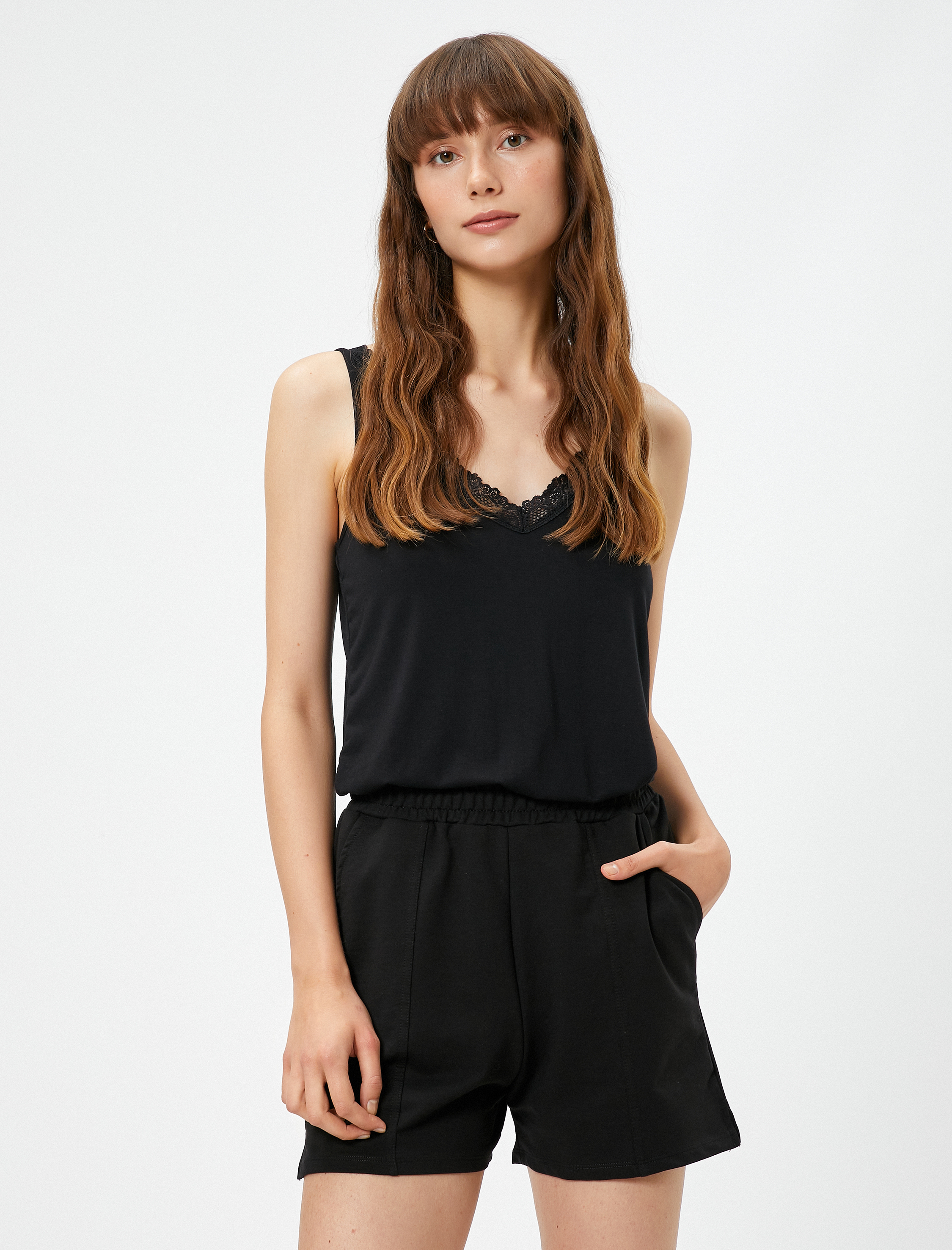   Pijama Üstü Dantelli V Yaka Kalın Askılı Viskon