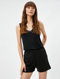 Pijama Üstü Dantelli V Yaka Kalın Askılı Viskon