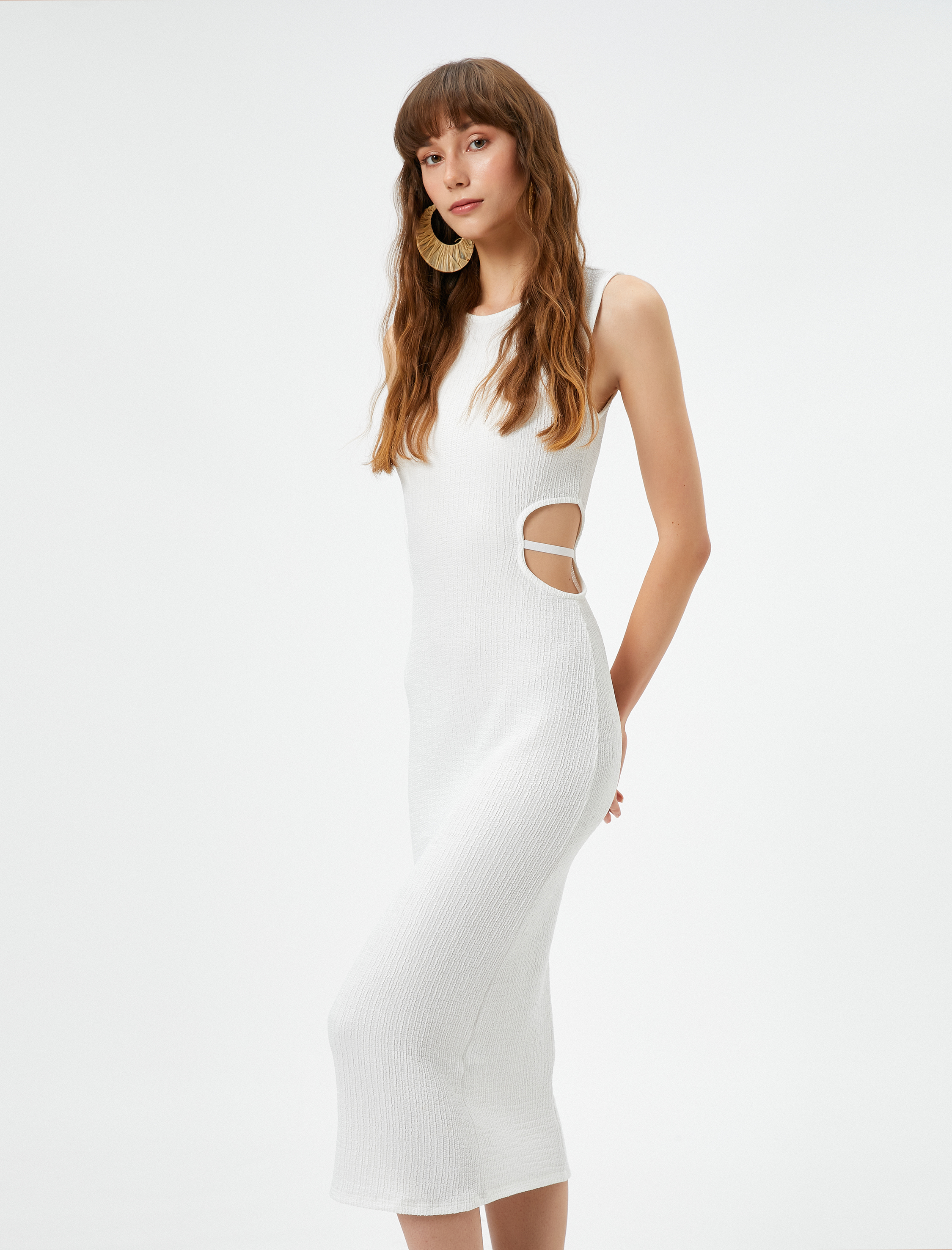   Koton X Şahika Ercümen - Pencere Detaylı Midi Elbise