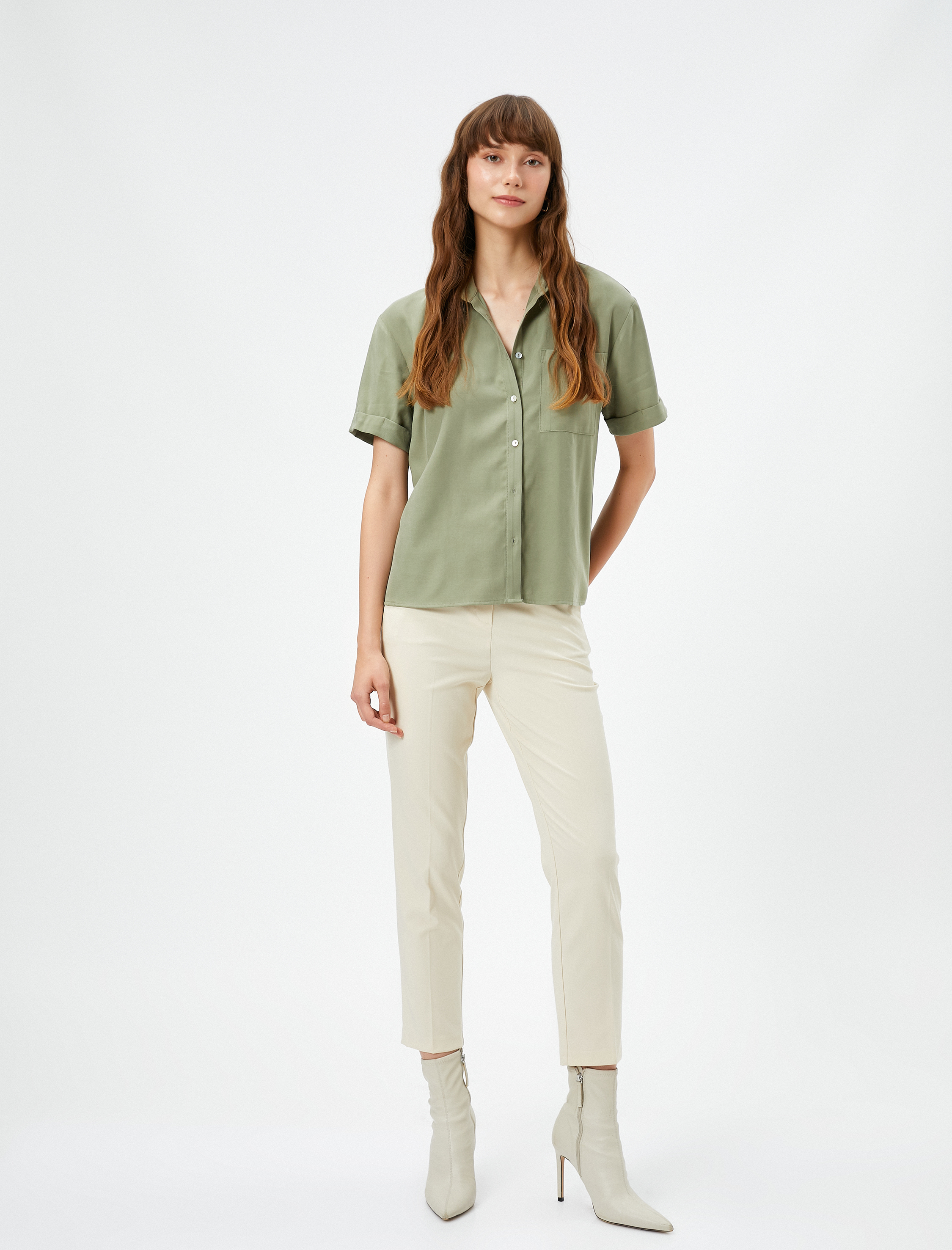   Kısa Kollu Gömlek Cep Detaylı Düğmeli İpek Görünümlü