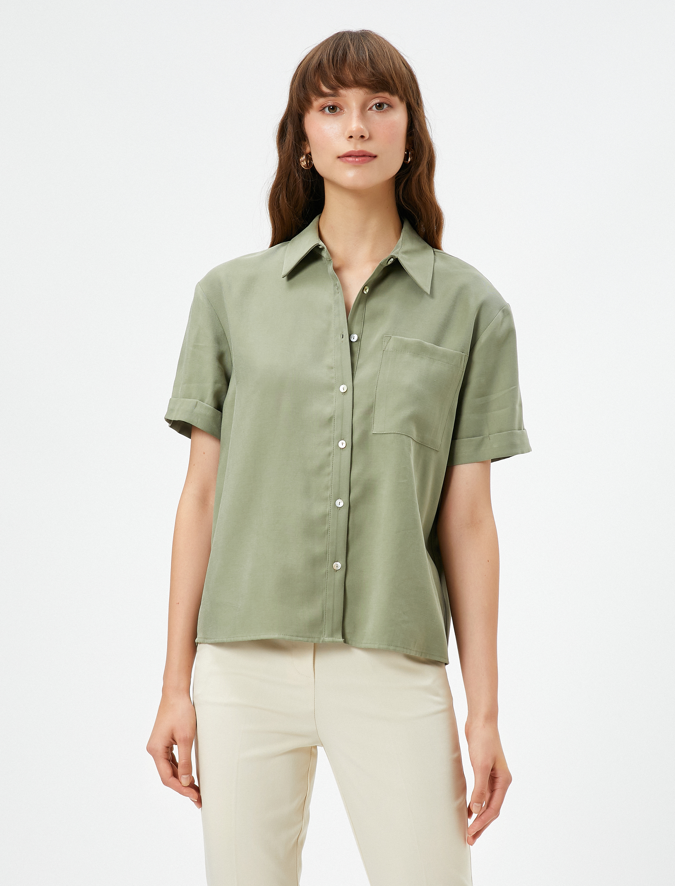   Kısa Kollu Gömlek Cep Detaylı Düğmeli İpek Görünümlü