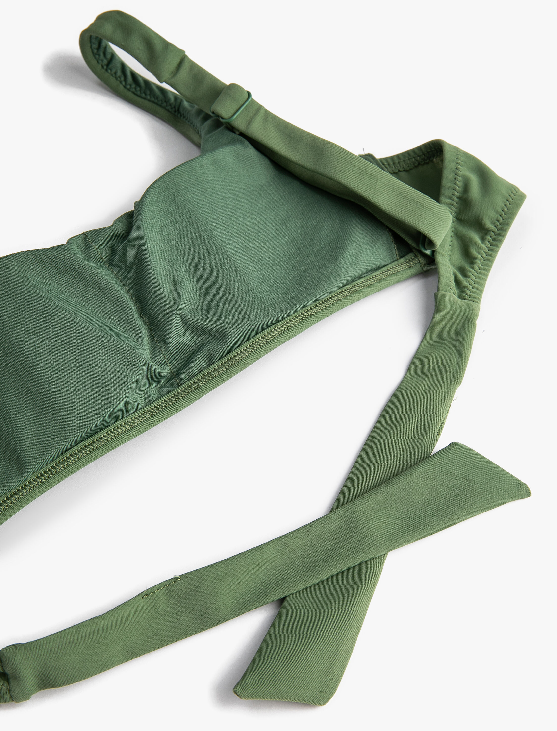   Basic Bikini Üstü Kalın Askılı