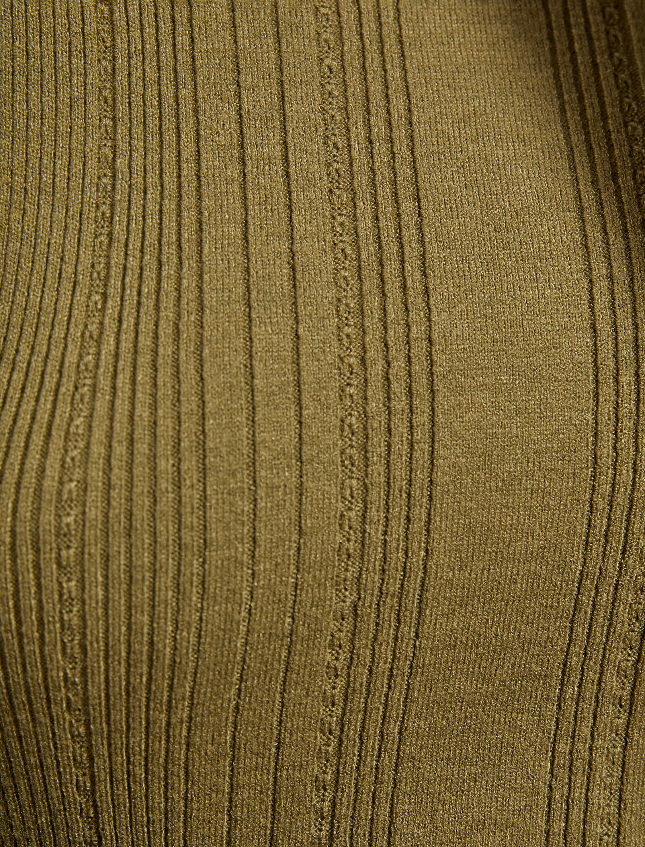   Ribanalı Triko Kazak Yaka Detaylı