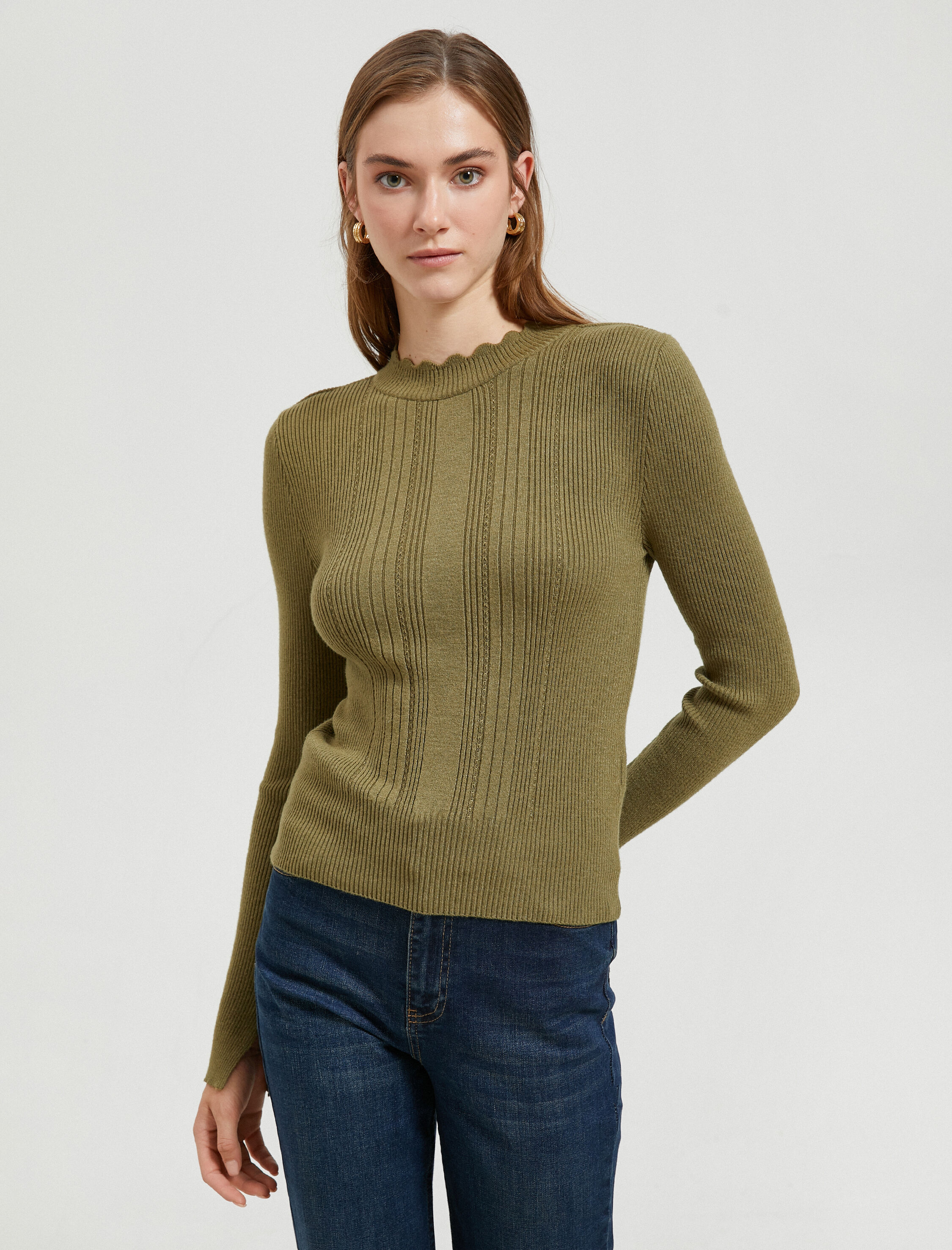   Ribanalı Triko Kazak Yaka Detaylı