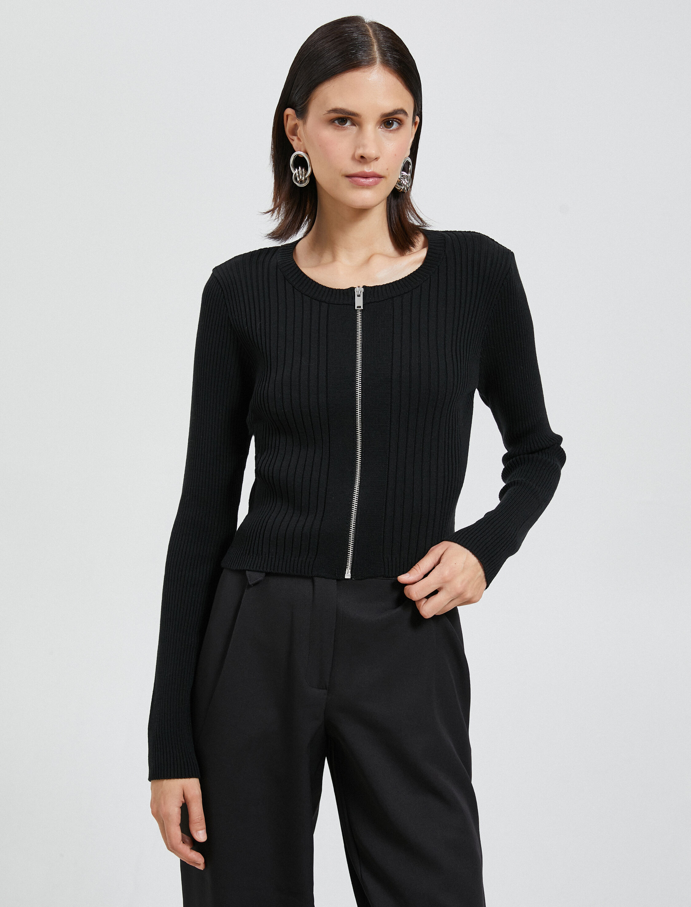   Fermuarlı Hırka Ribanalı Yuvarlak Yaka