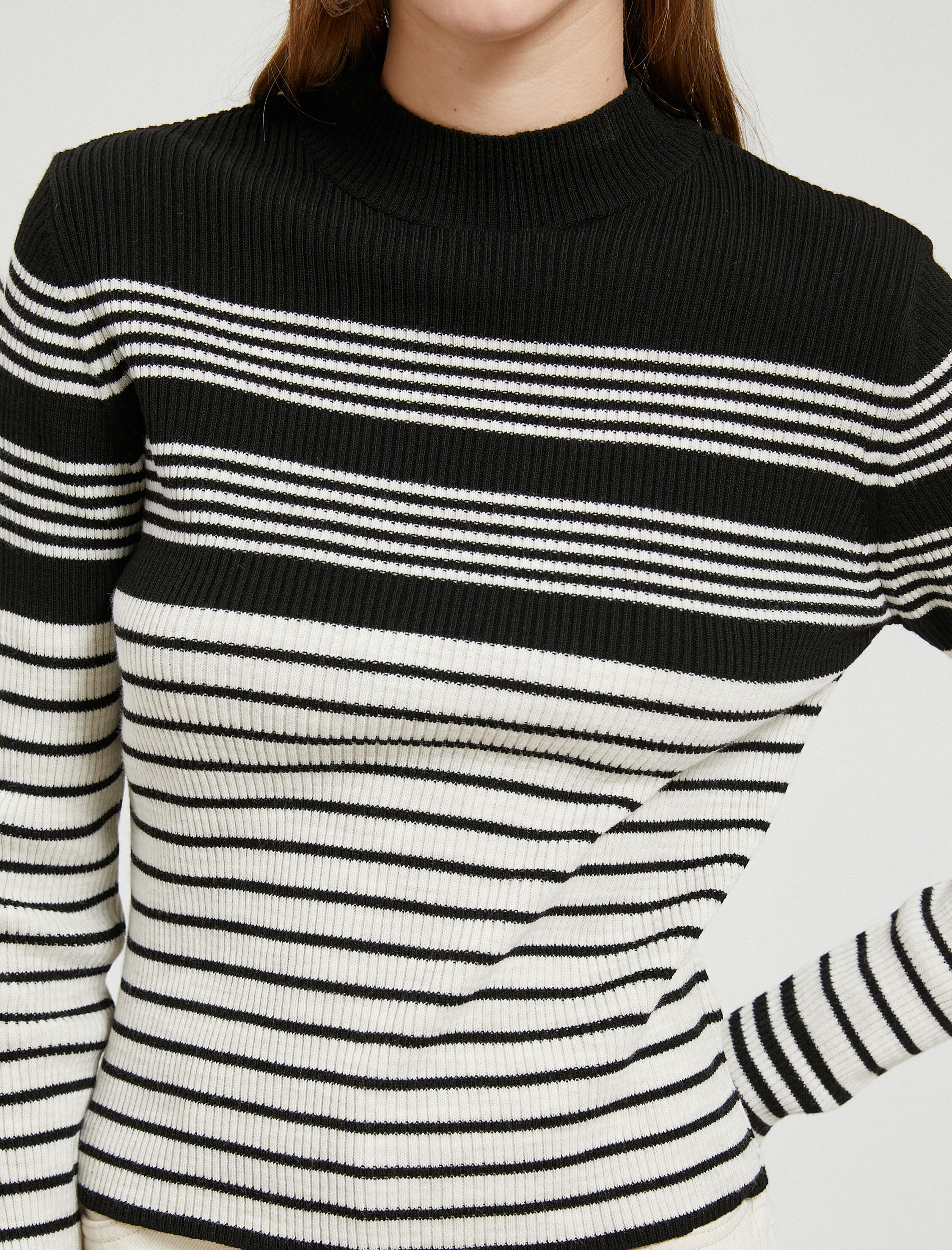   Yarım Balıkçı Yaka Kazak Triko Dar Kesim Kaşmir Dokulu