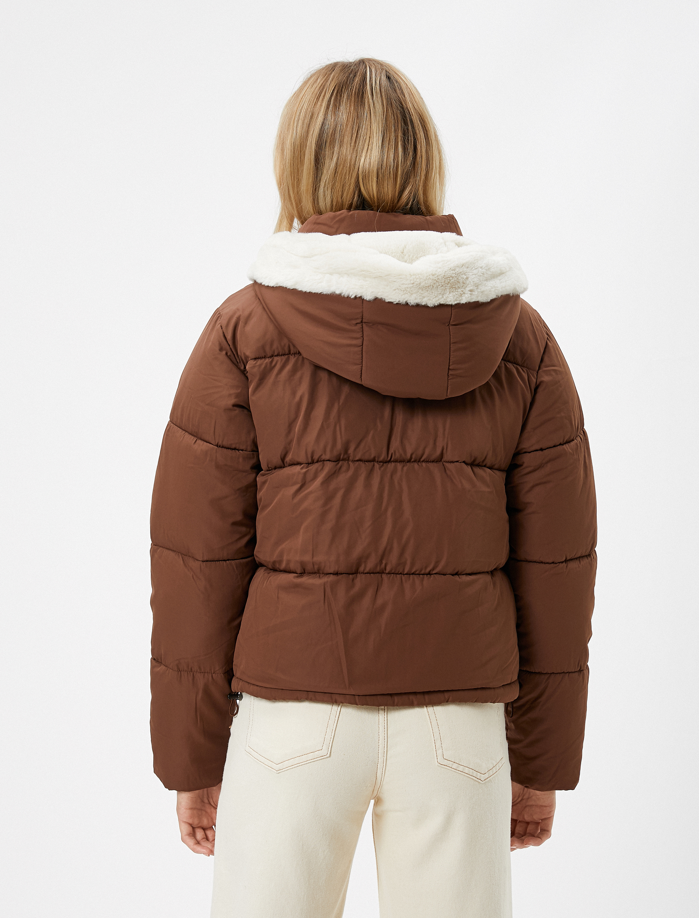   Şişme Mont Kapşonlu İçi Peluş Astarlı Cepli Fermuarlı