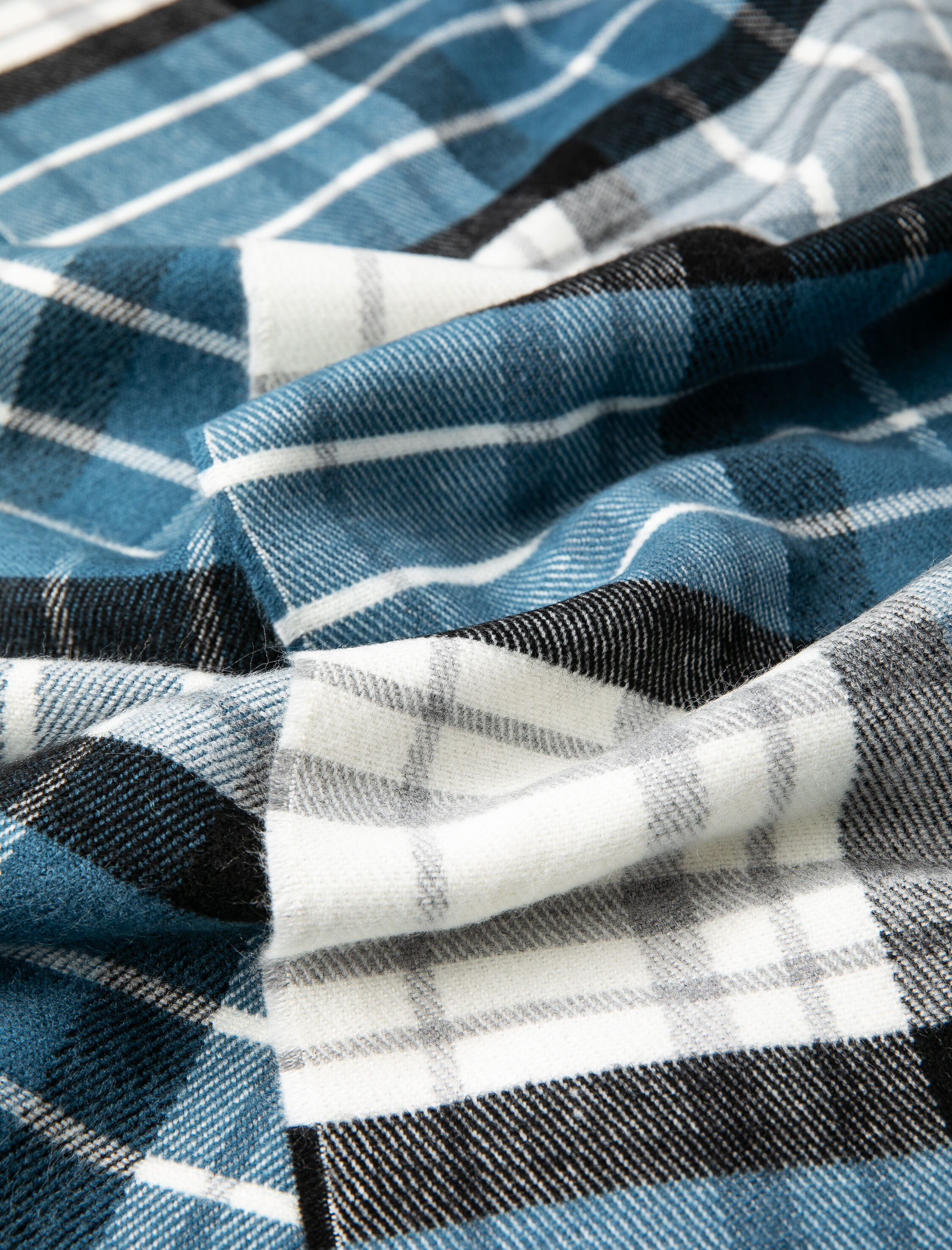  Erkek Ekoseli Atkı Püskül Detaylı Yumuşak Dokulu