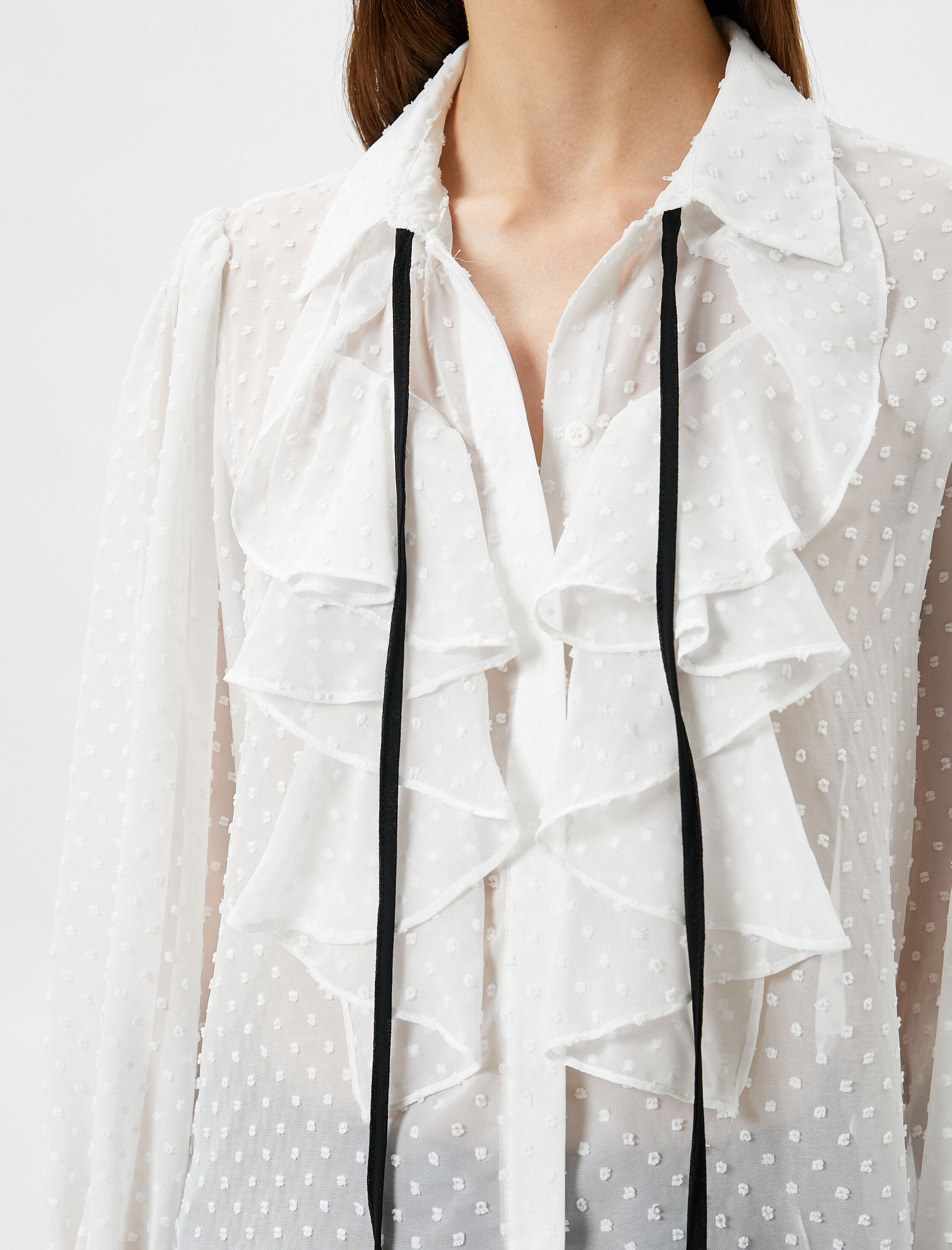   Şifon Gömlek Fular Yaka Fırfırlı Balon Kollu