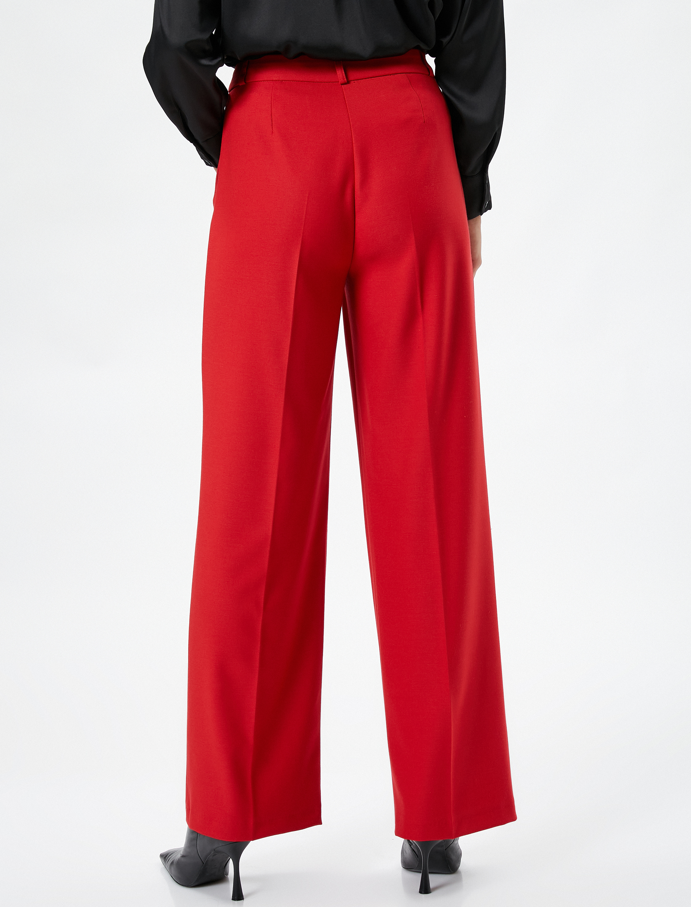   Bol Paça Pantolon Kumaş Düğmeli Normal Bel Cepli