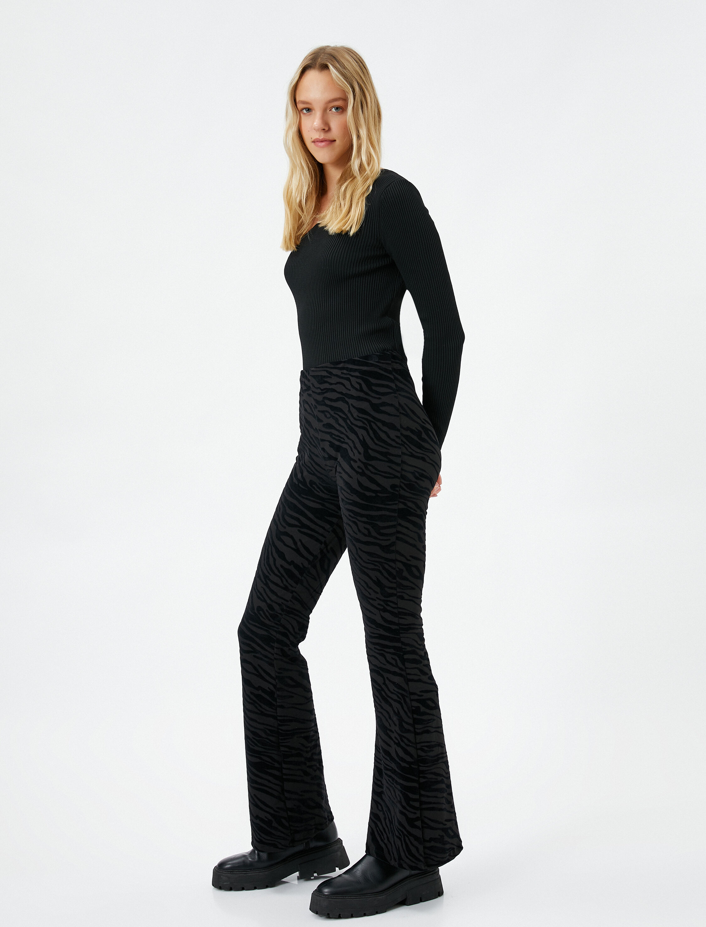   Tayt Pantolon İspanyol Paça Yüksek Bel Zebra Desenli